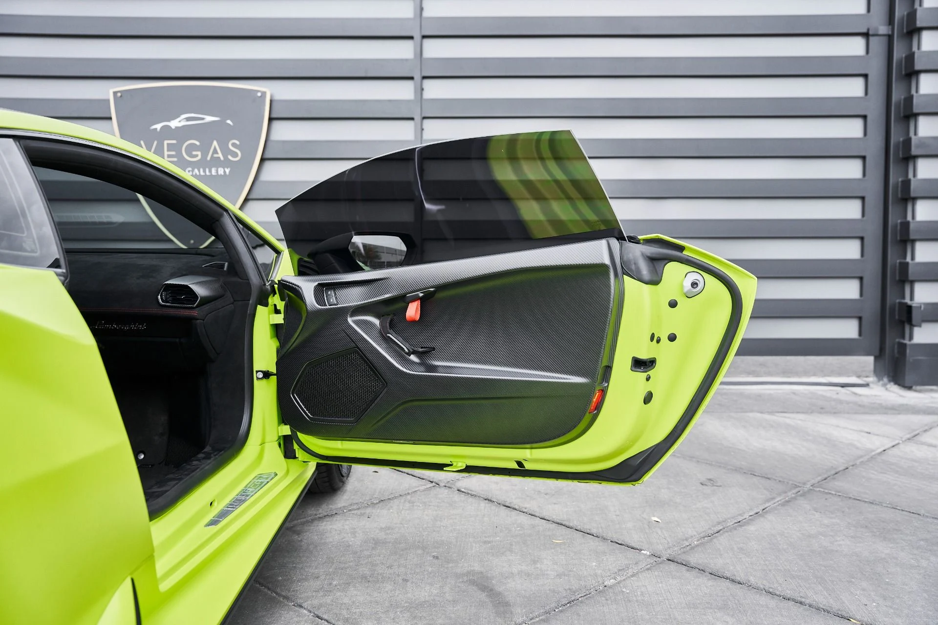 mph030_1479322819_Used_2022_Lamborghini_Huracan_STO_Base_1771294578_706f524080