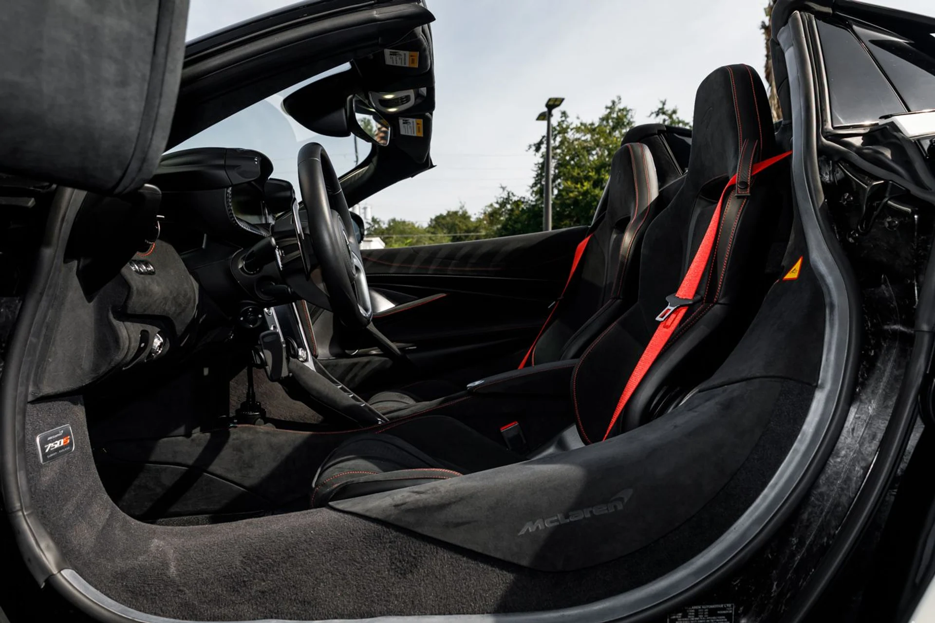 mph030_1479444639_450_p31_l_93b2c98b74