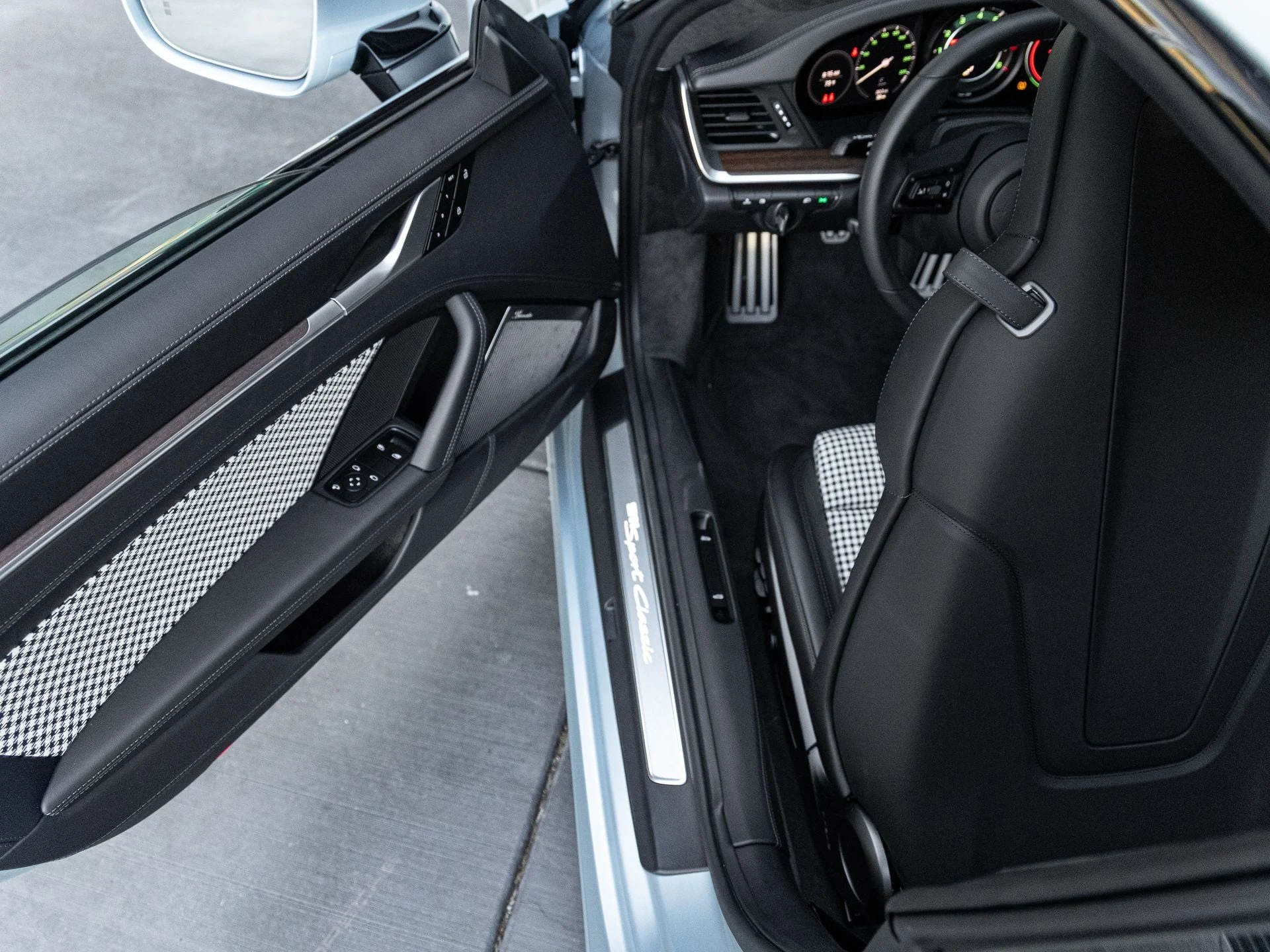 mph030_149976103_31_82ece5a411