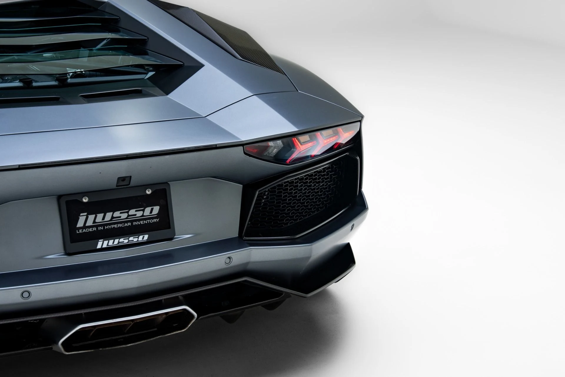 mph030_149991661_Used_2015_Lamborghini_Aventador_LP_700_4_1778261786_a8b969abae