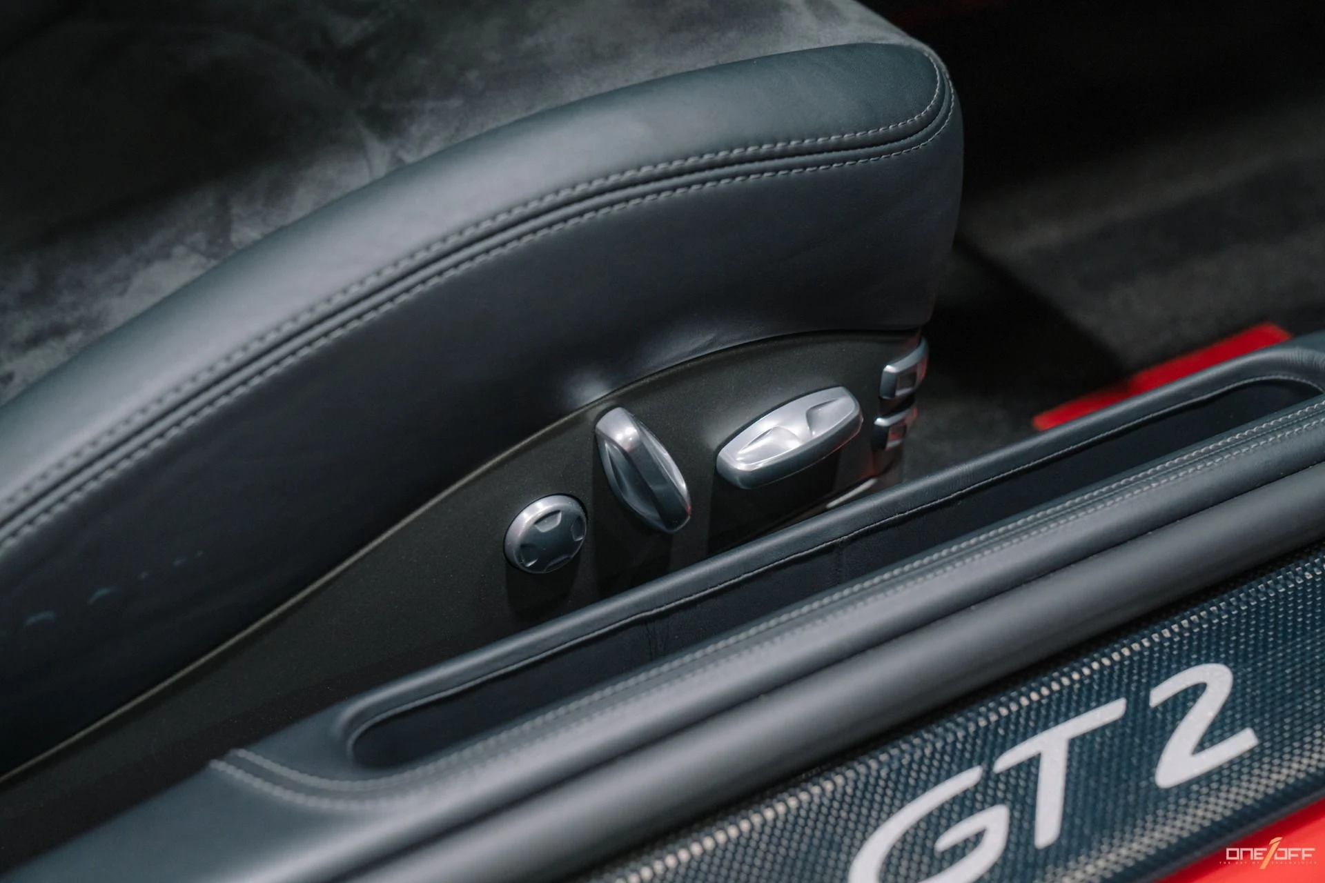mph030_1501256130_Used_2008_Porsche_911_GT_2_Collector_Grade_Guards_Red_w_Carbon_Interior_Pack_1754945433_006b61d8da