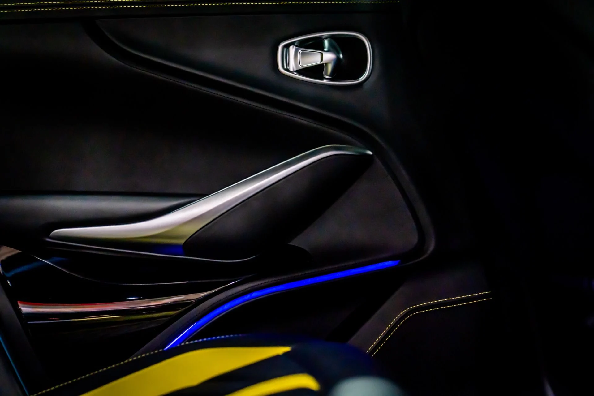 mph030_1502437195_Used_2023_Aston_Martin_DBX_707_287586_MSRP_WARRANTY_OCT_2026_1765521327_3e209de671