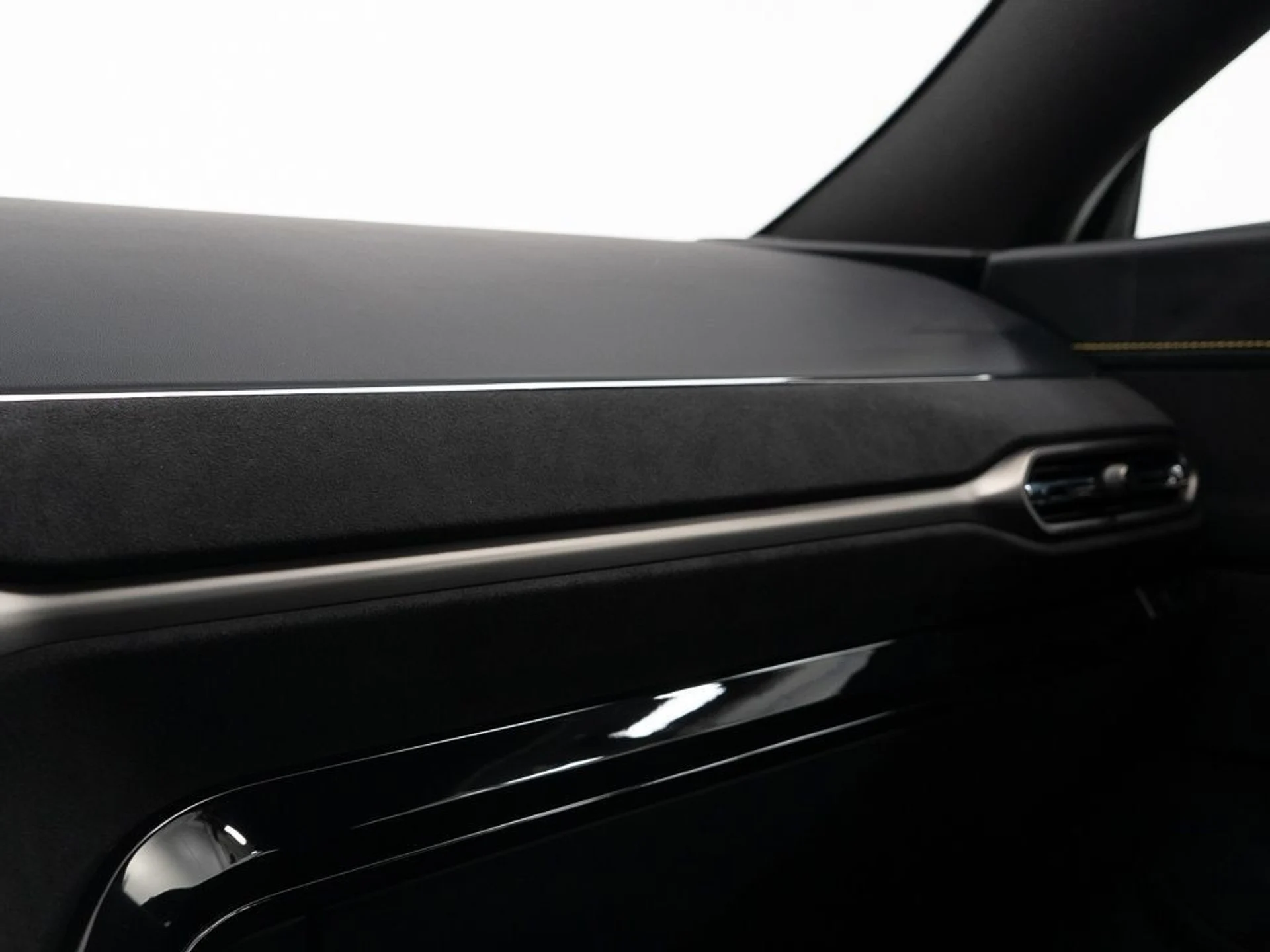 mph030_150301829_cee5b5a73cb84ad968b10469de308ddc_81a216ffdb