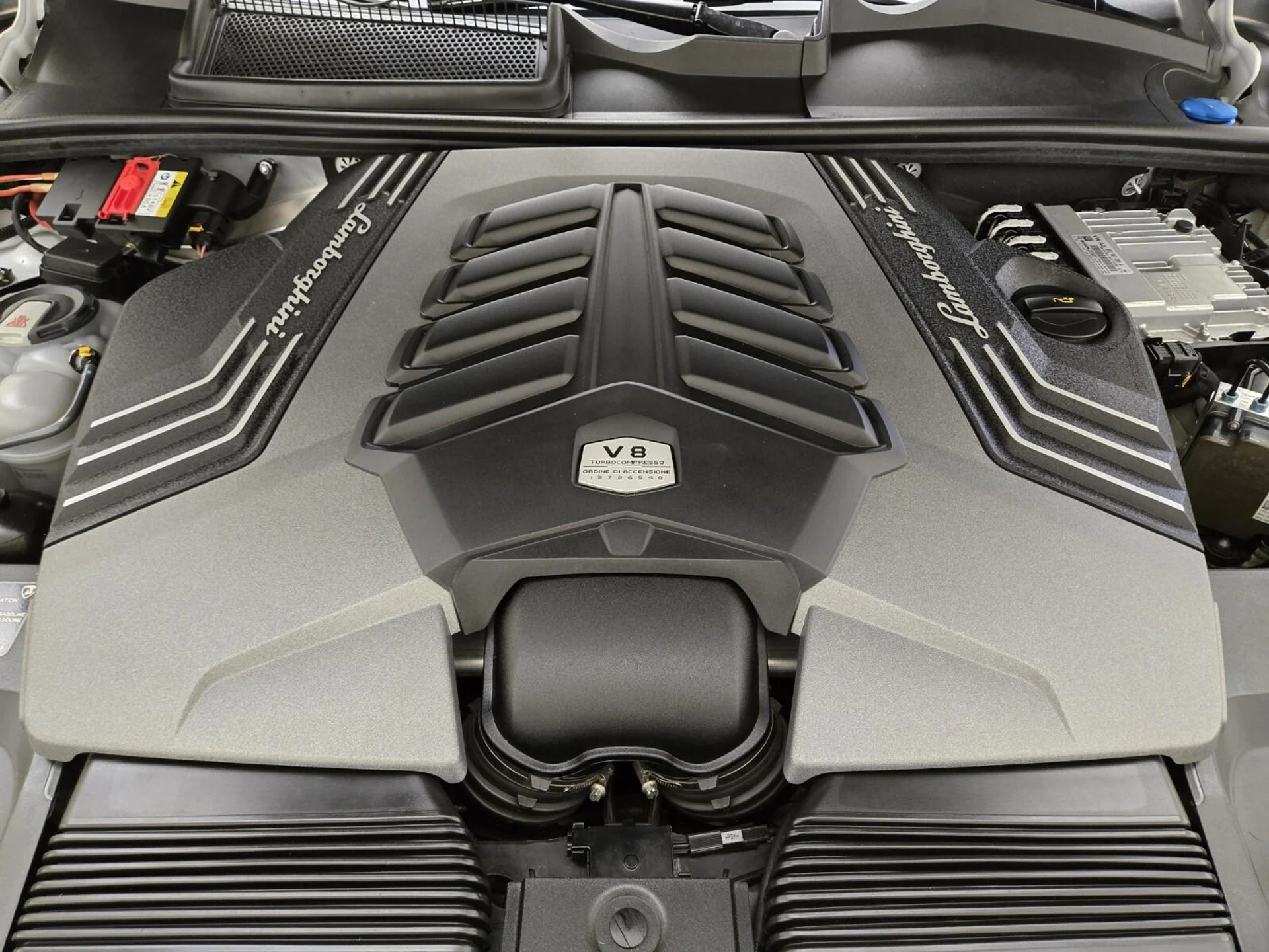 mph030_1504664603_Used_2020_Lamborghini_Urus_1753165166_b4dff239fd