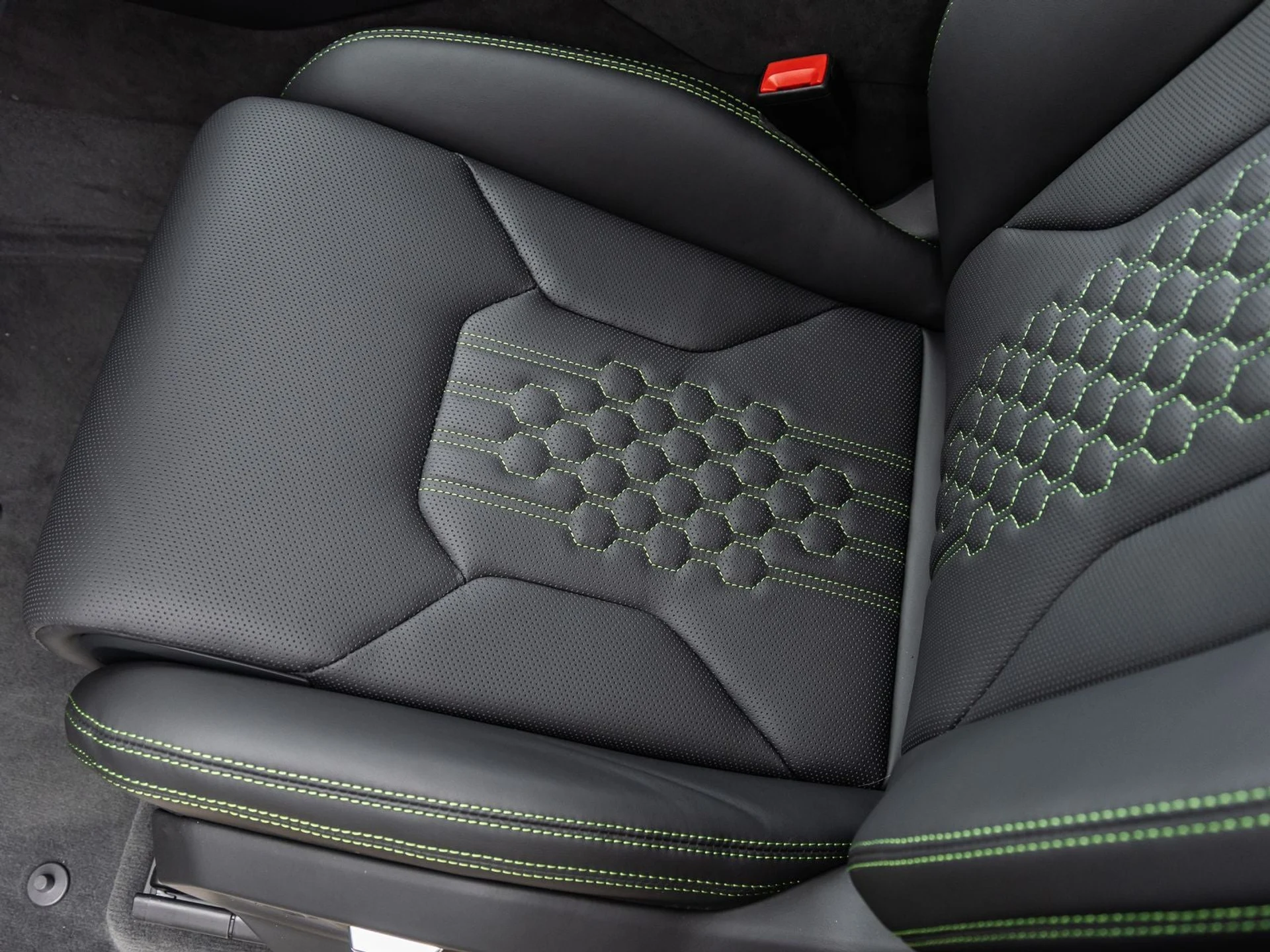 mph030_1515550762_31_e9e2d3caa5