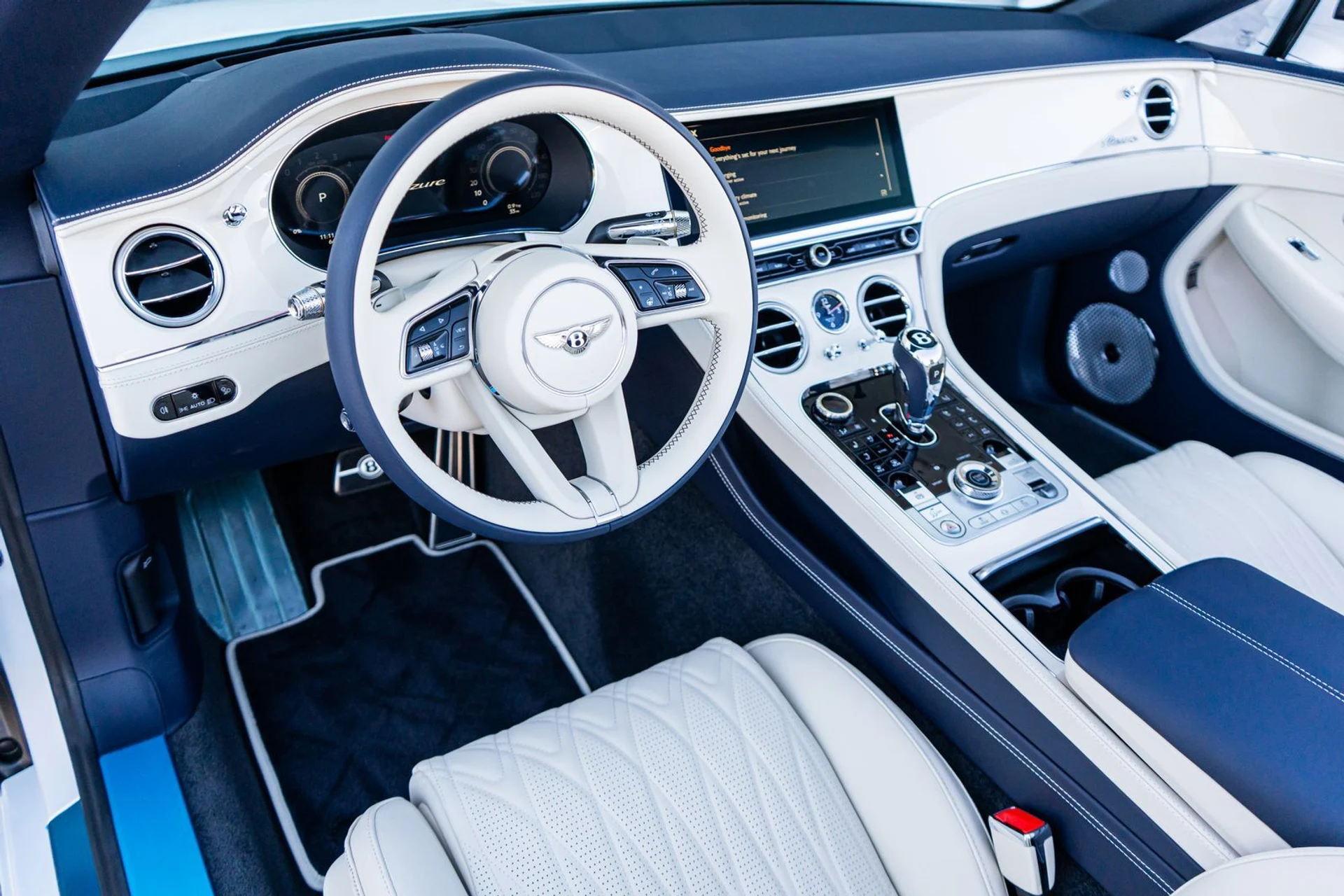 mph030_1526408665_03aa6bc3_5f38_42a0_8bb9_f957fb5f1a45_a0119a9089