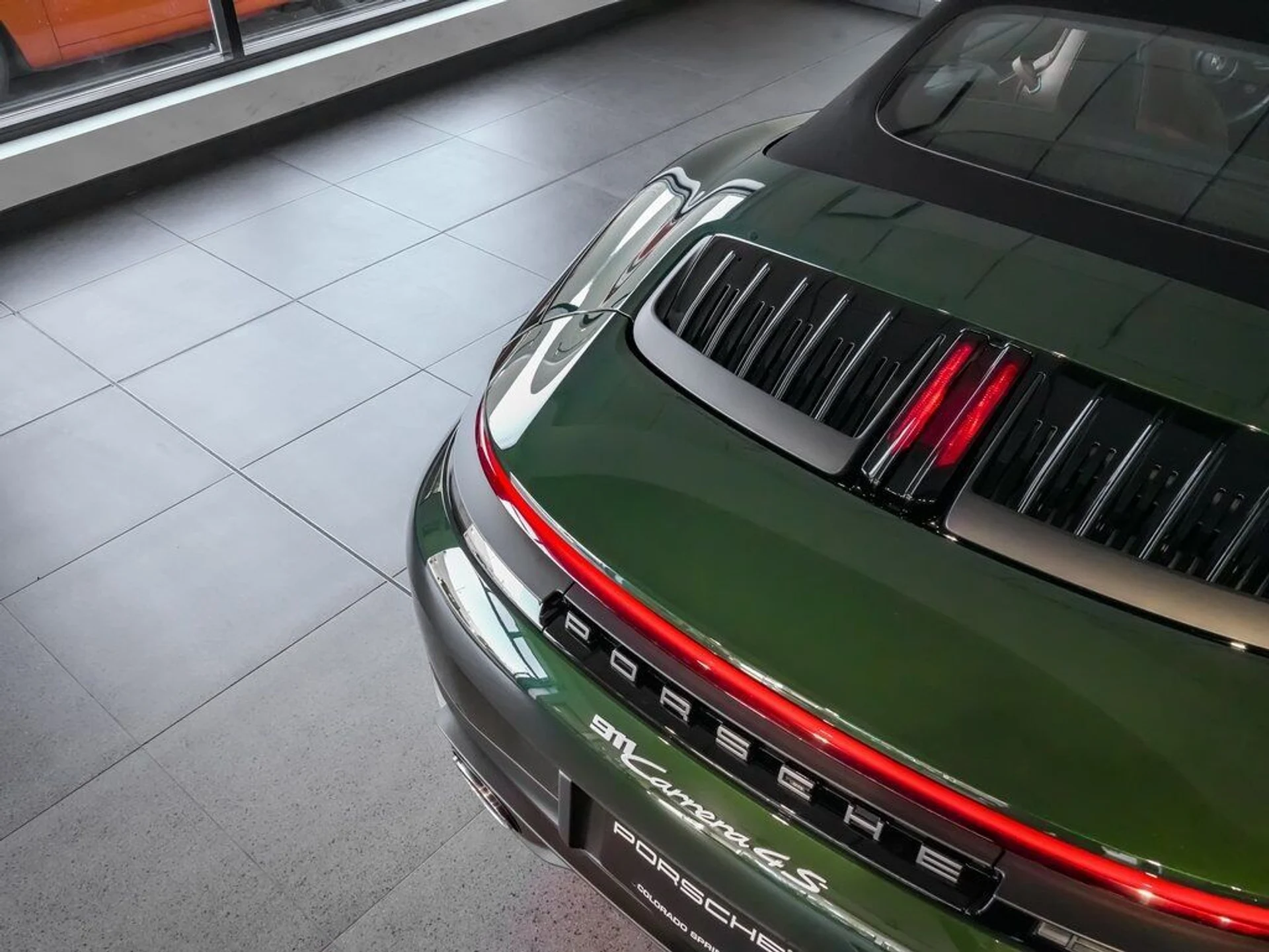 mph030_1530729902_4d15a096f8657d519149f8e76a4b54c9_01aef1d638