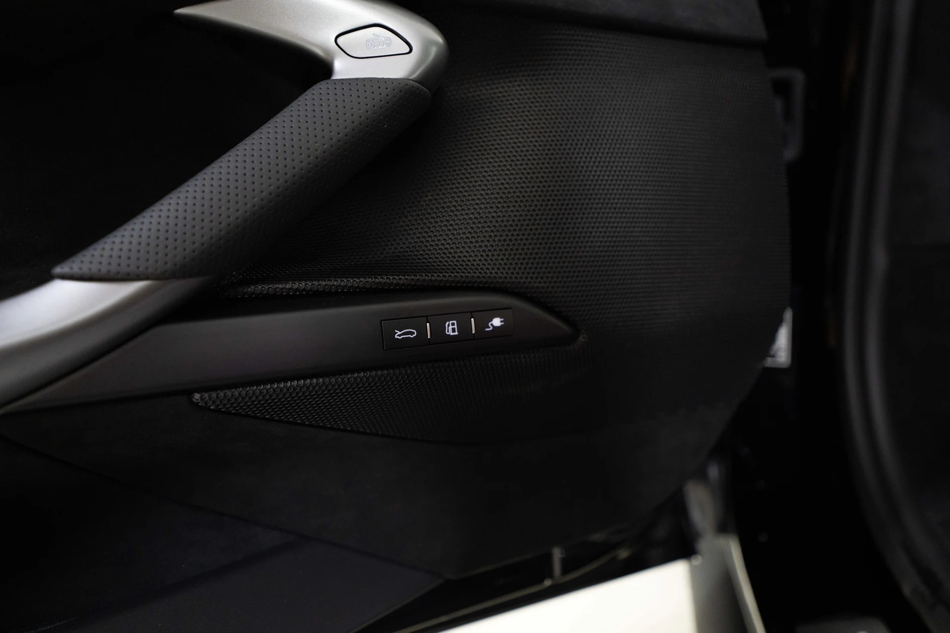 mph030_1534242425_93ef141686d5970be6e3034c6abb8588_b40b930282