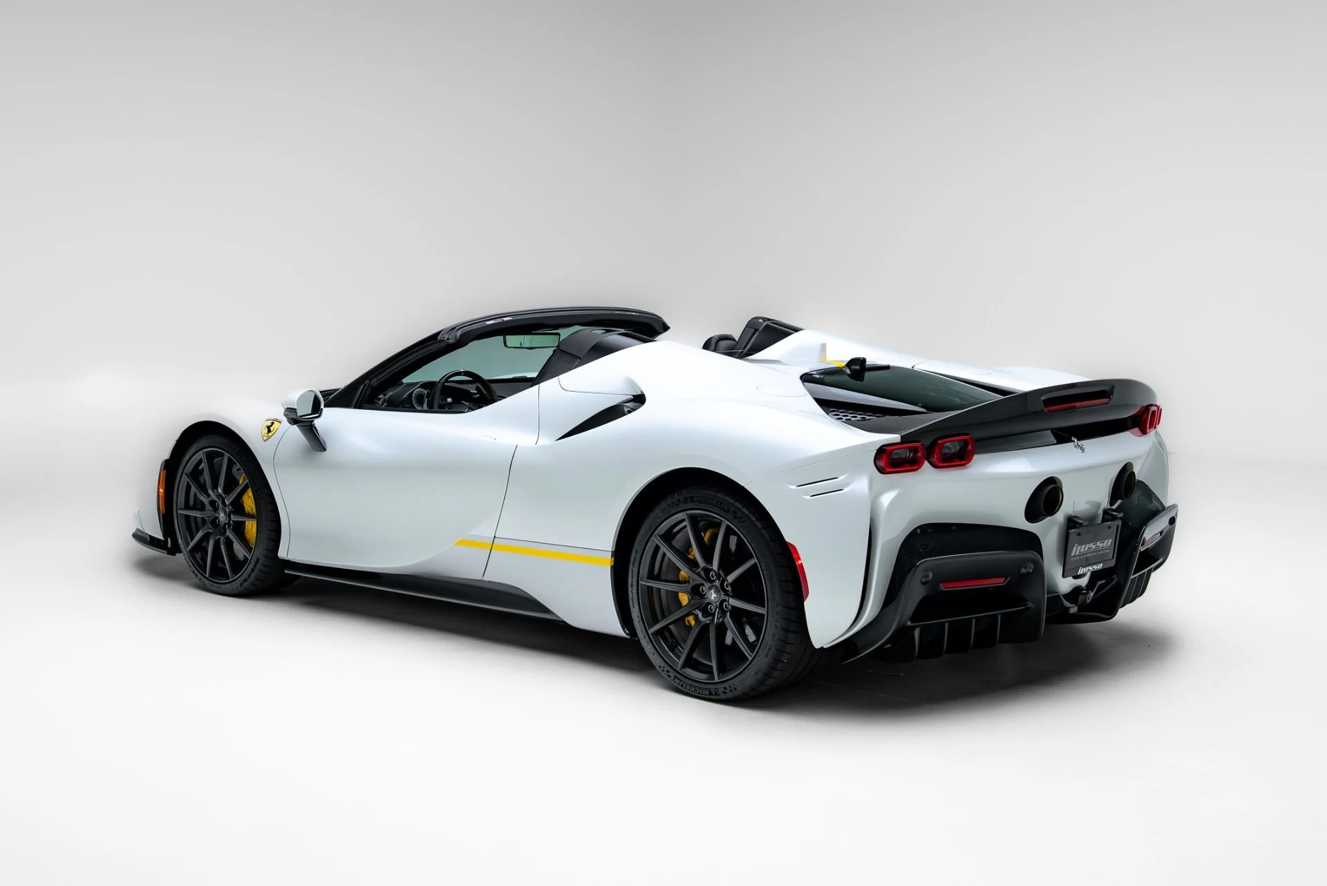 mph030_1549153472_Used_2024_Ferrari_SF_90_Spider_1777485078_1ec79f7623