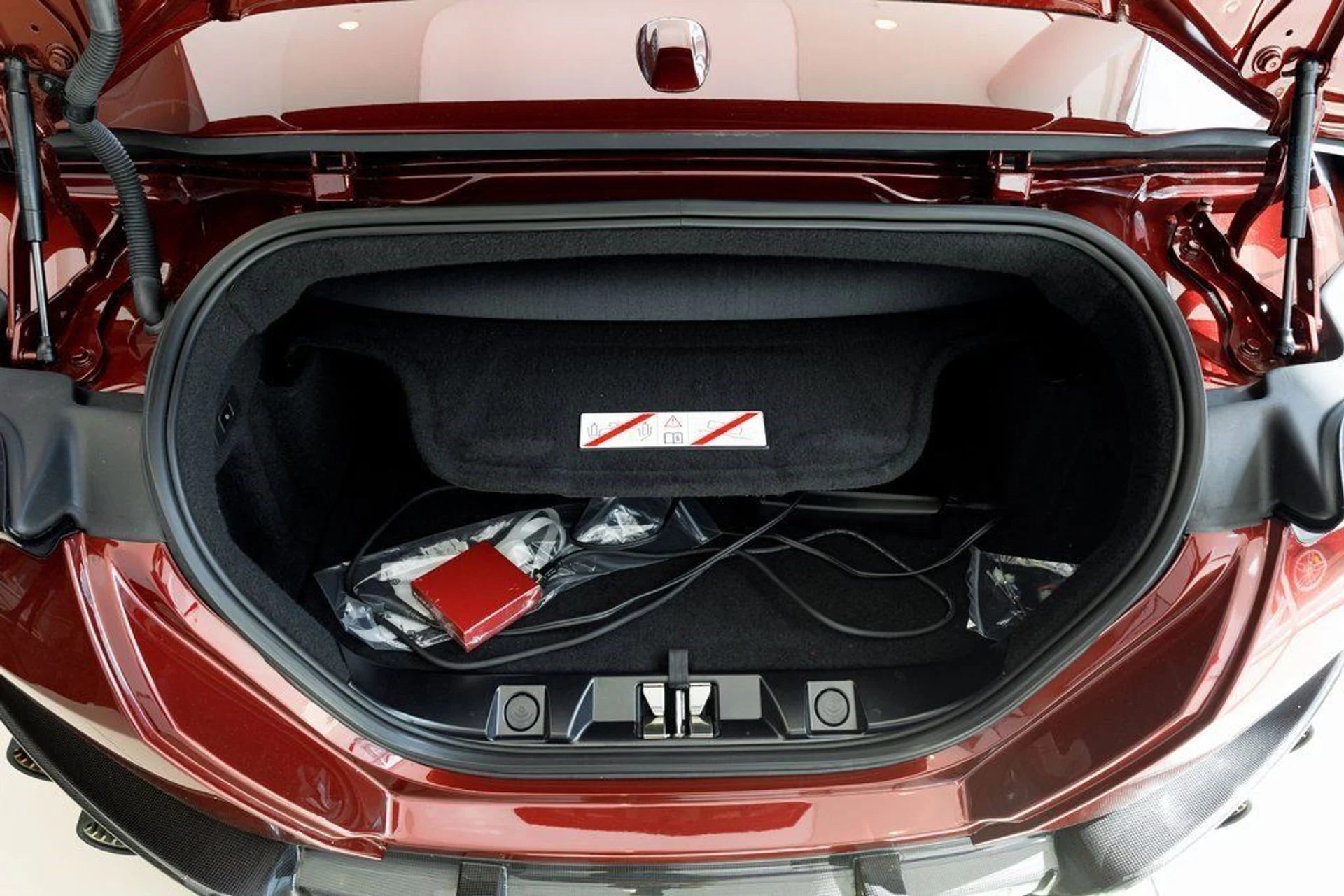 mph030_1557672207_8b0f804e06166bec348ba1ba84e1a33b_16d1ea0ccc