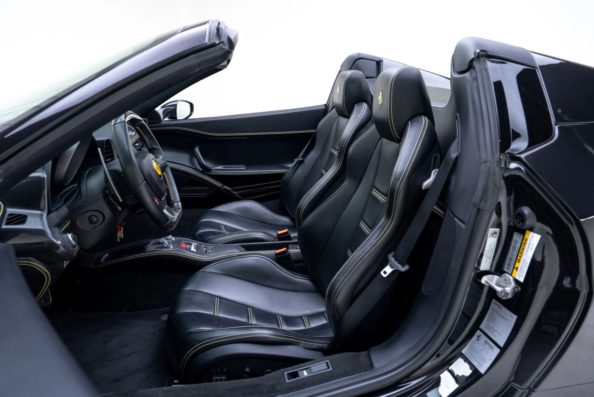 mph030_1562681500_Used_2015_Ferrari_458_Spider_1768509938_35386e504b