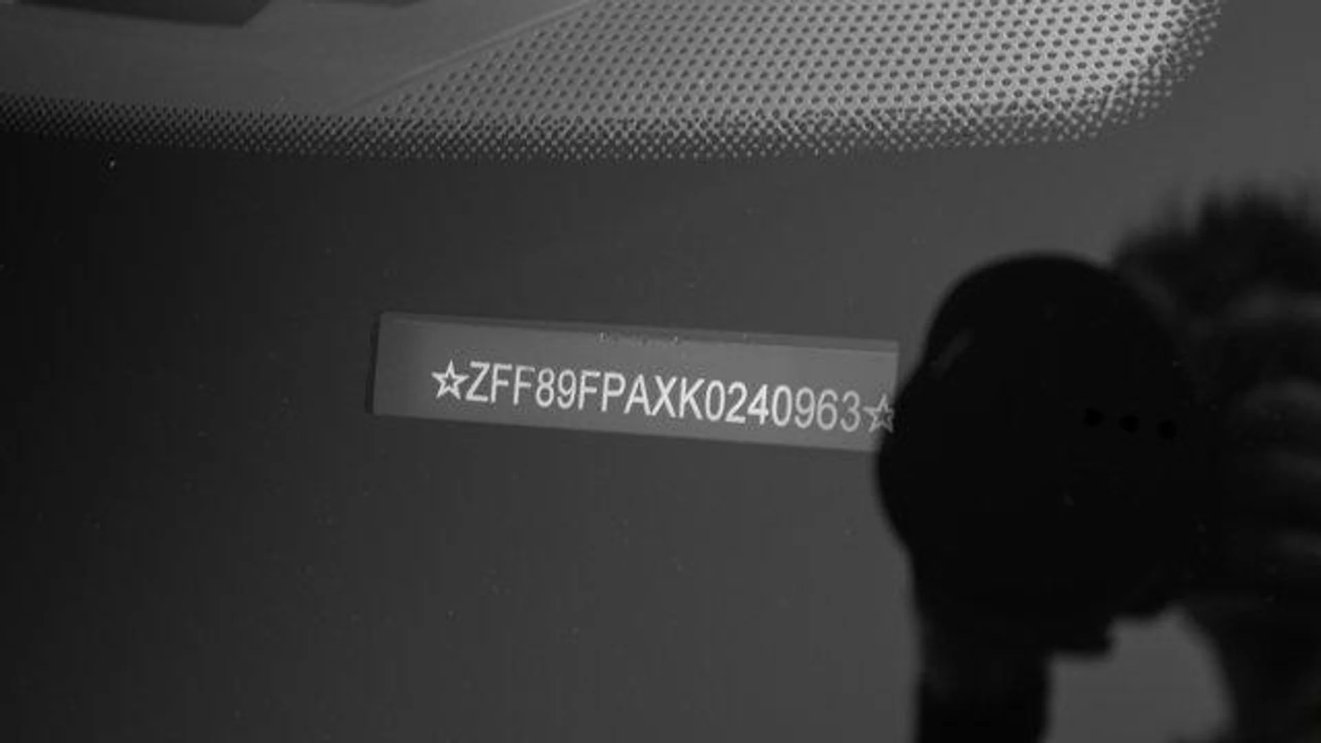 mph030_1570680944_R_NY_7_GW_Nvw_2z_MAK_Jw_Mosje_ZHU_ef8b1cad5b