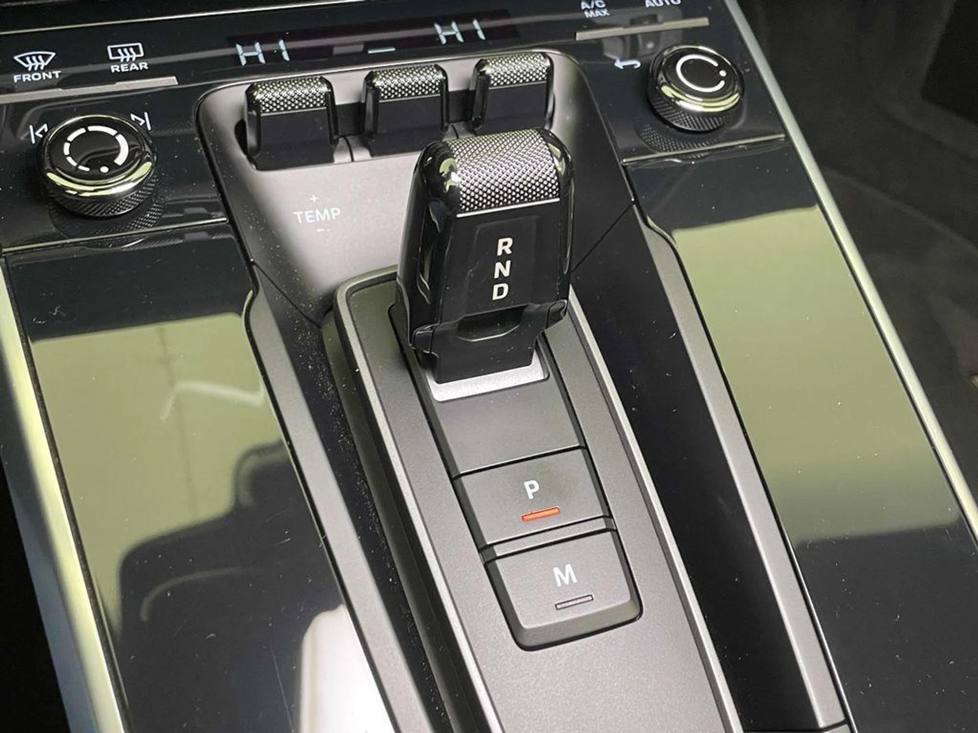 mph030_1571492057_Sc_My09sd0_Y_Fr_UE_4_K_Ay9_Udm_TVPDM_12876705bd