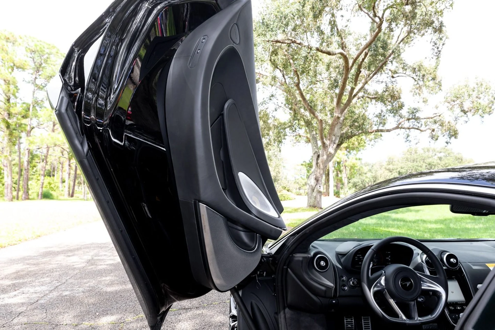 mph030_1572755999_452_p31_l_62658b9028