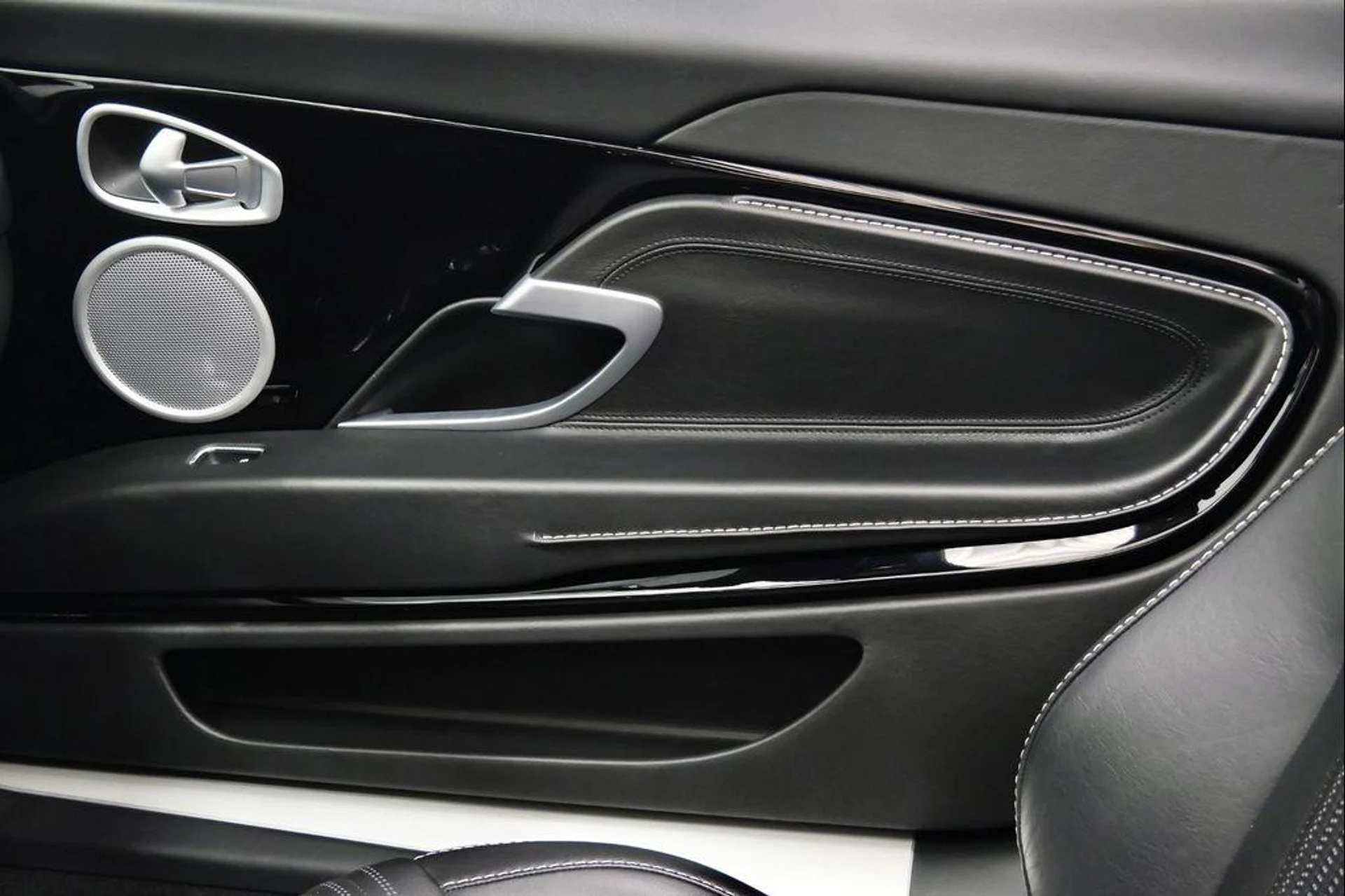 mph030_1574077827_J_If_R3h_NU_2_Grv_D77_s_W9_Fv_Ox1_f_Q_07be6d2df8