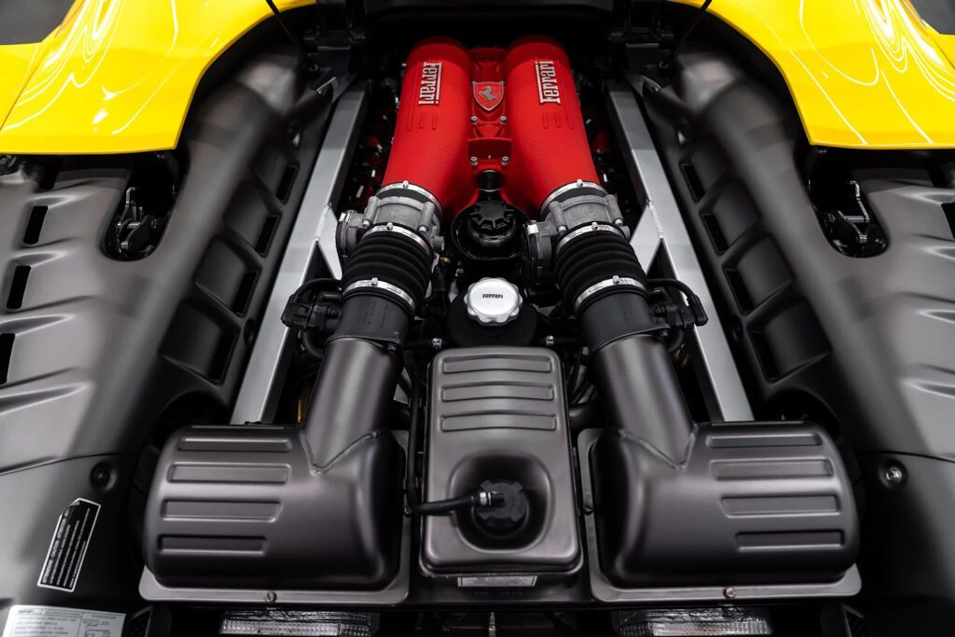 mph030_1575101914_ferrari_430_2006_jpg_v_1758918548_1032b1f6a2