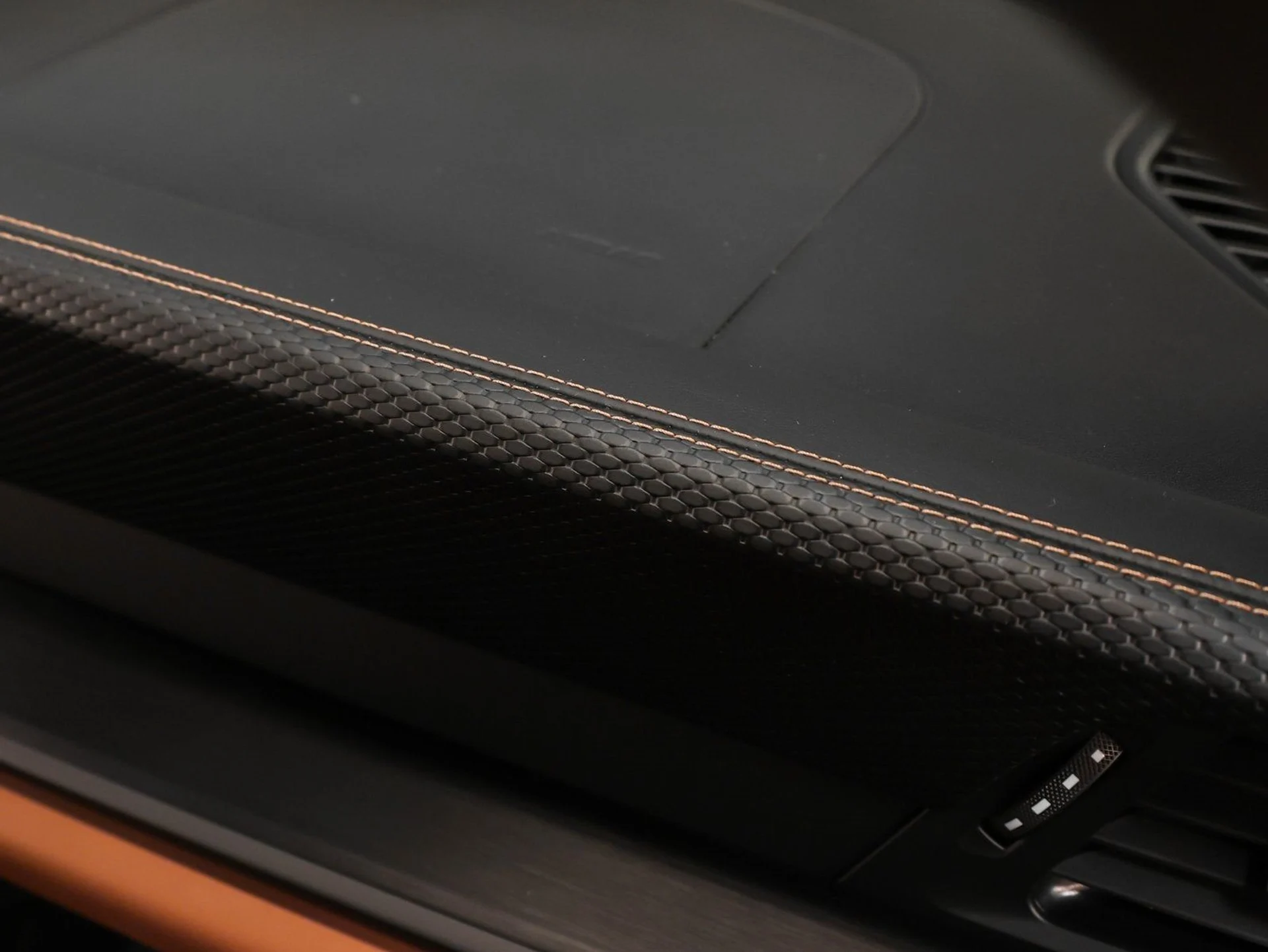 mph030_1577801034_31_91b225aa82