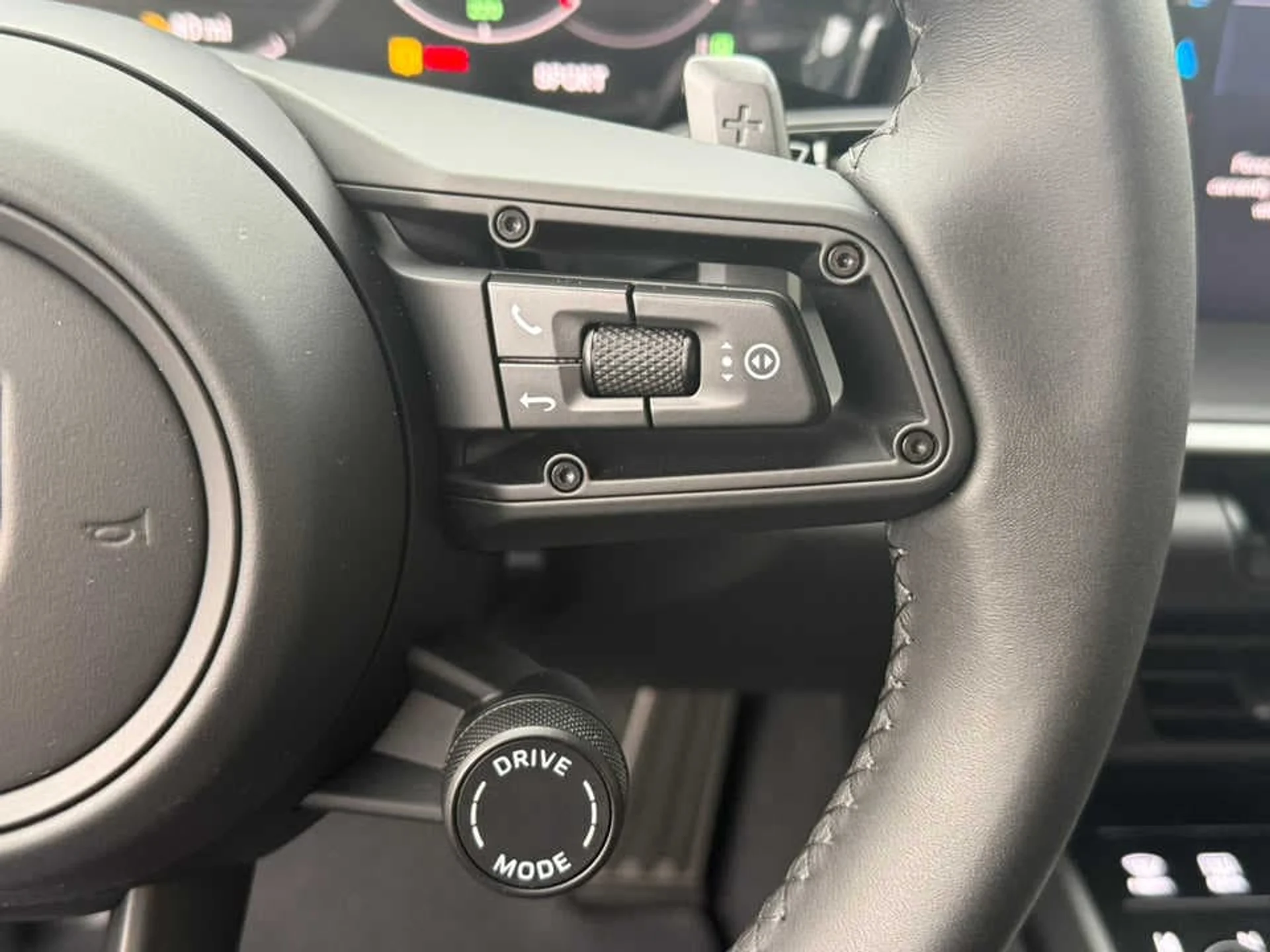 mph030_1581672106_018437c94fd0a229d11469be17cc0284x_de5f4d0597