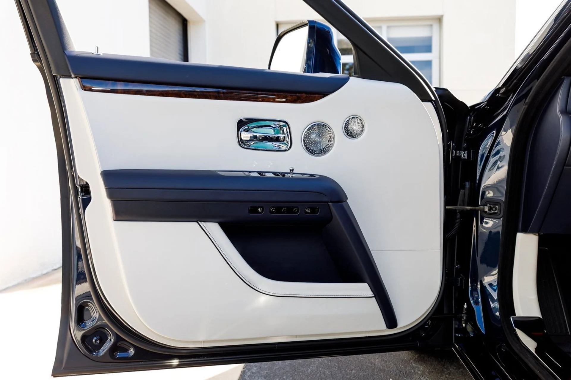 mph030_1583090072_2453f4871fa98ab302af5e7acf7c65dbx_376f7381bf