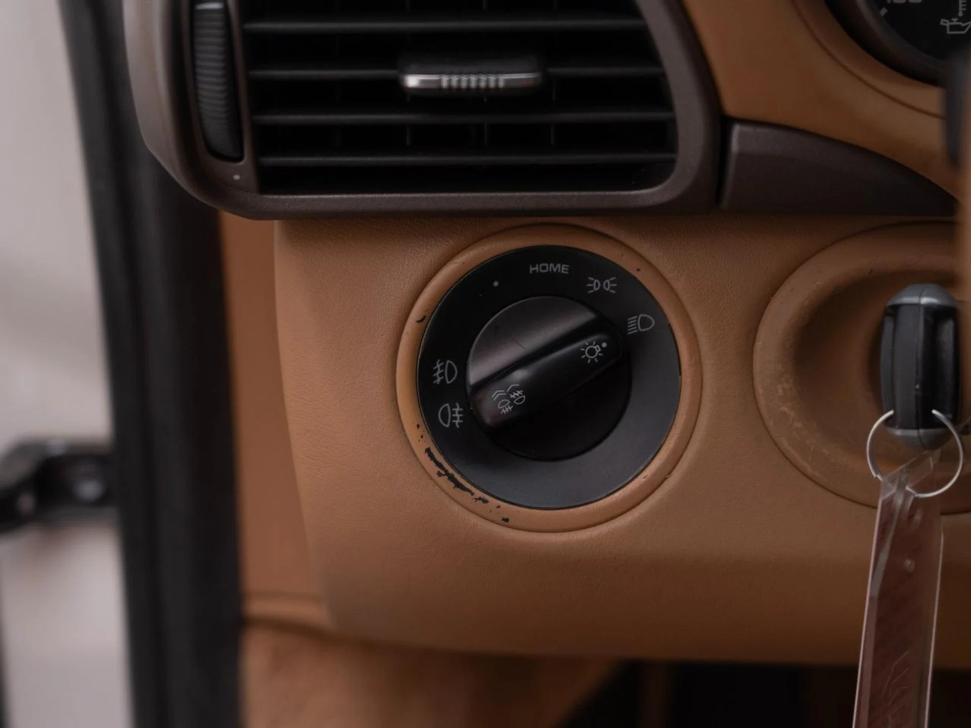 mph030_1584778523_12aebca28d2cb6768e05bd2b50858752_bb92135dba