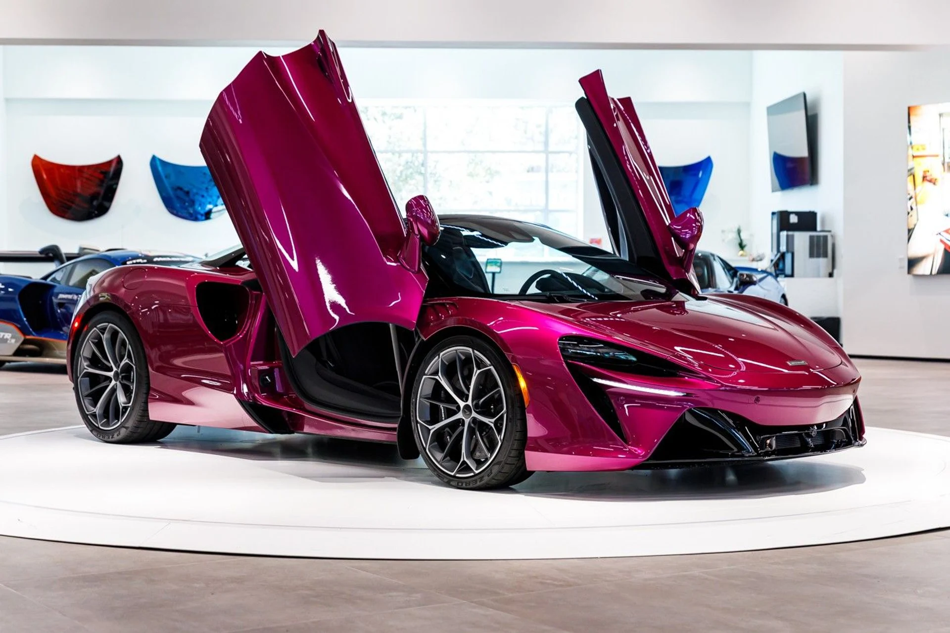 mph030_158590558_652_p31_l_883eb2271d