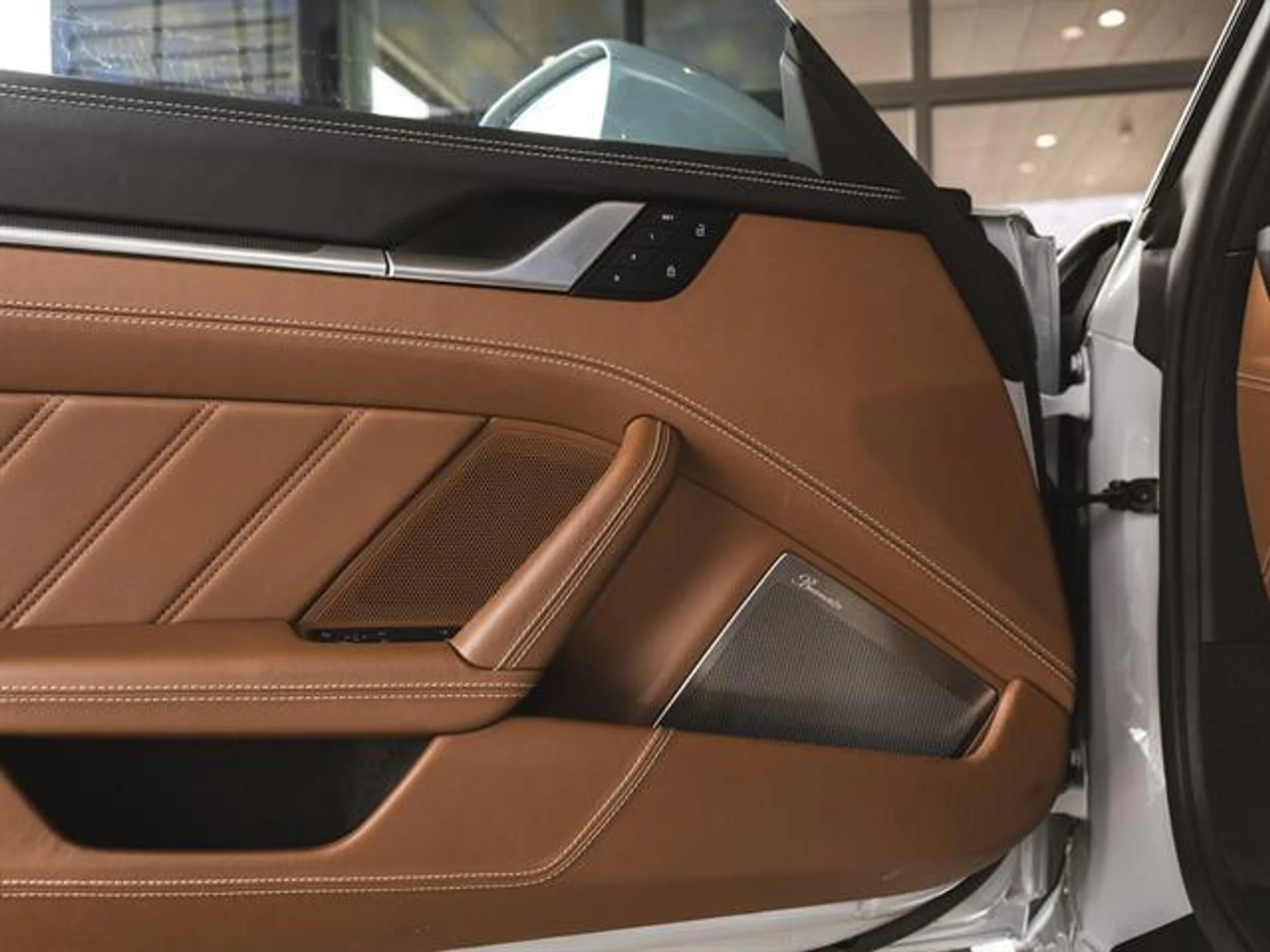 mph030_1586481242_io_S_Vx_Dja1t1l_X_A9r_Kx_Fb_Zt_I9_I_9dd52cfbaa