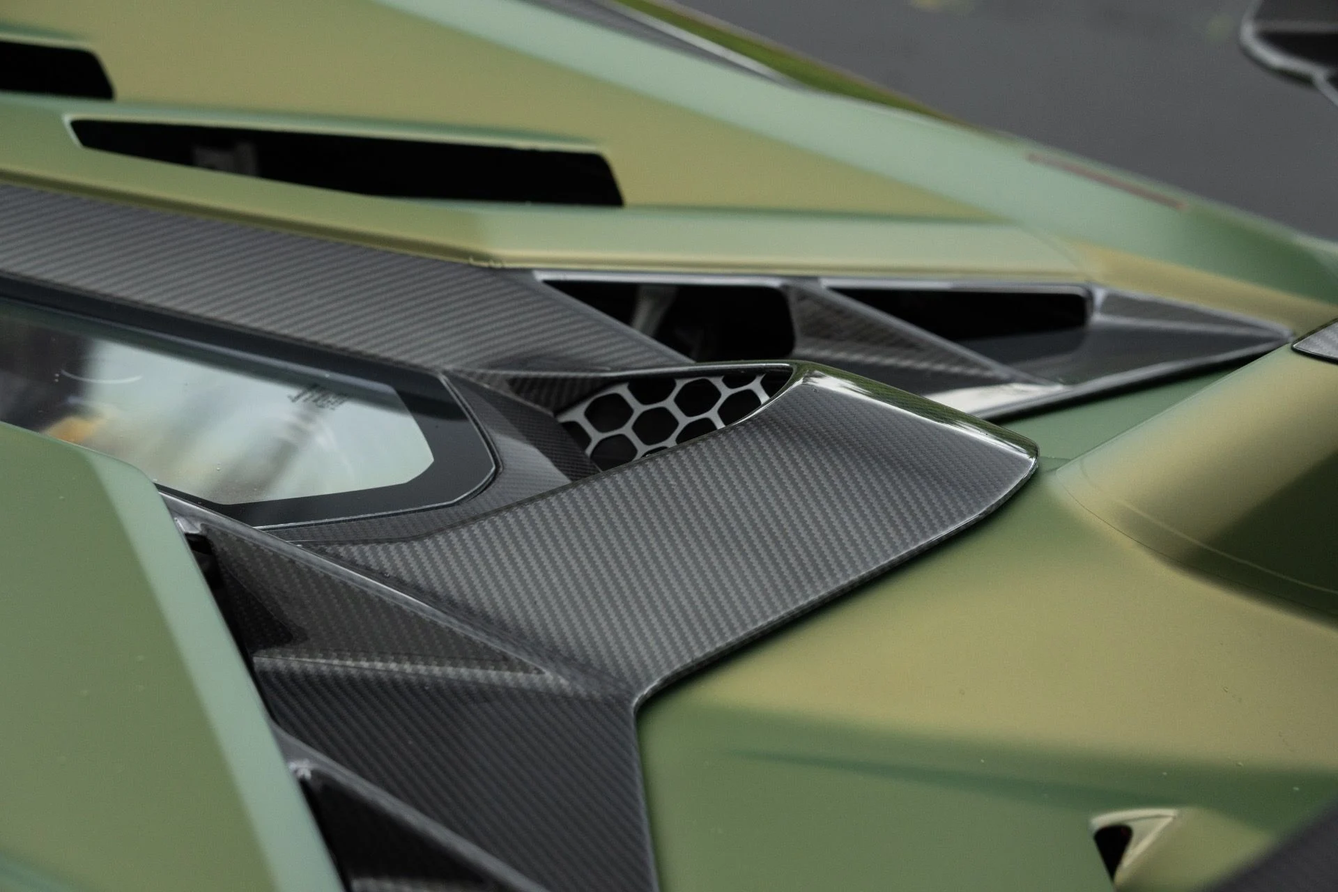 mph030_159621234_Used_2021_Lamborghini_Aventador_LP_770_4_SVJ_Roadster_1773716701_f842ac4978