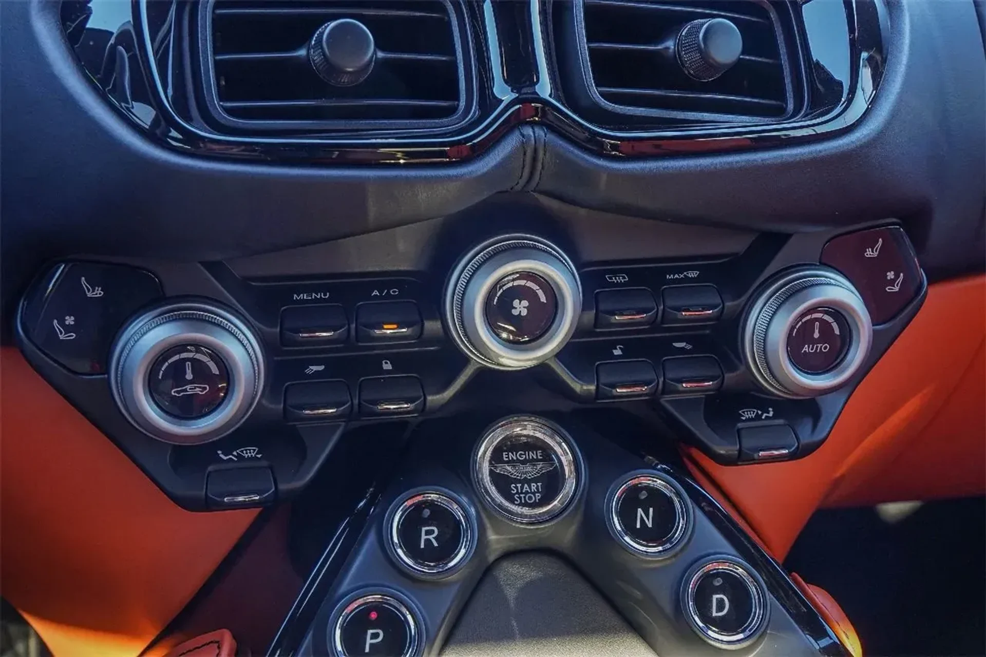 mph030_1598212704_c89a9d7cd35841809884623ef7ff8796_66b6f400e5