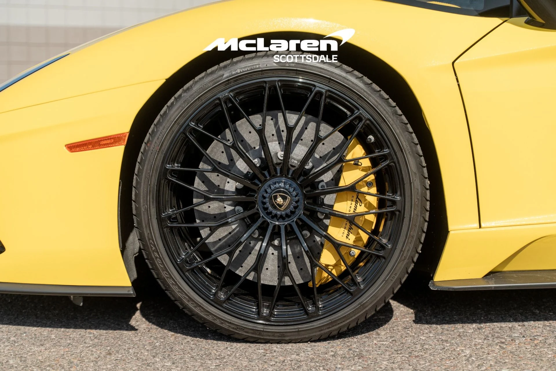mph030_1598343108_Used_2019_LAMBORGHINI_AVENTADOR_1788542104_a8b69480c4