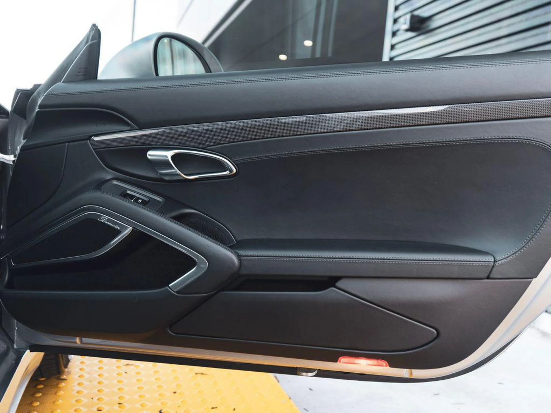 mph030_1615356347_im_O_Dnsg_Jyb11_EA_9_NO_4e_Cam1ah_U0_f9a4691f19