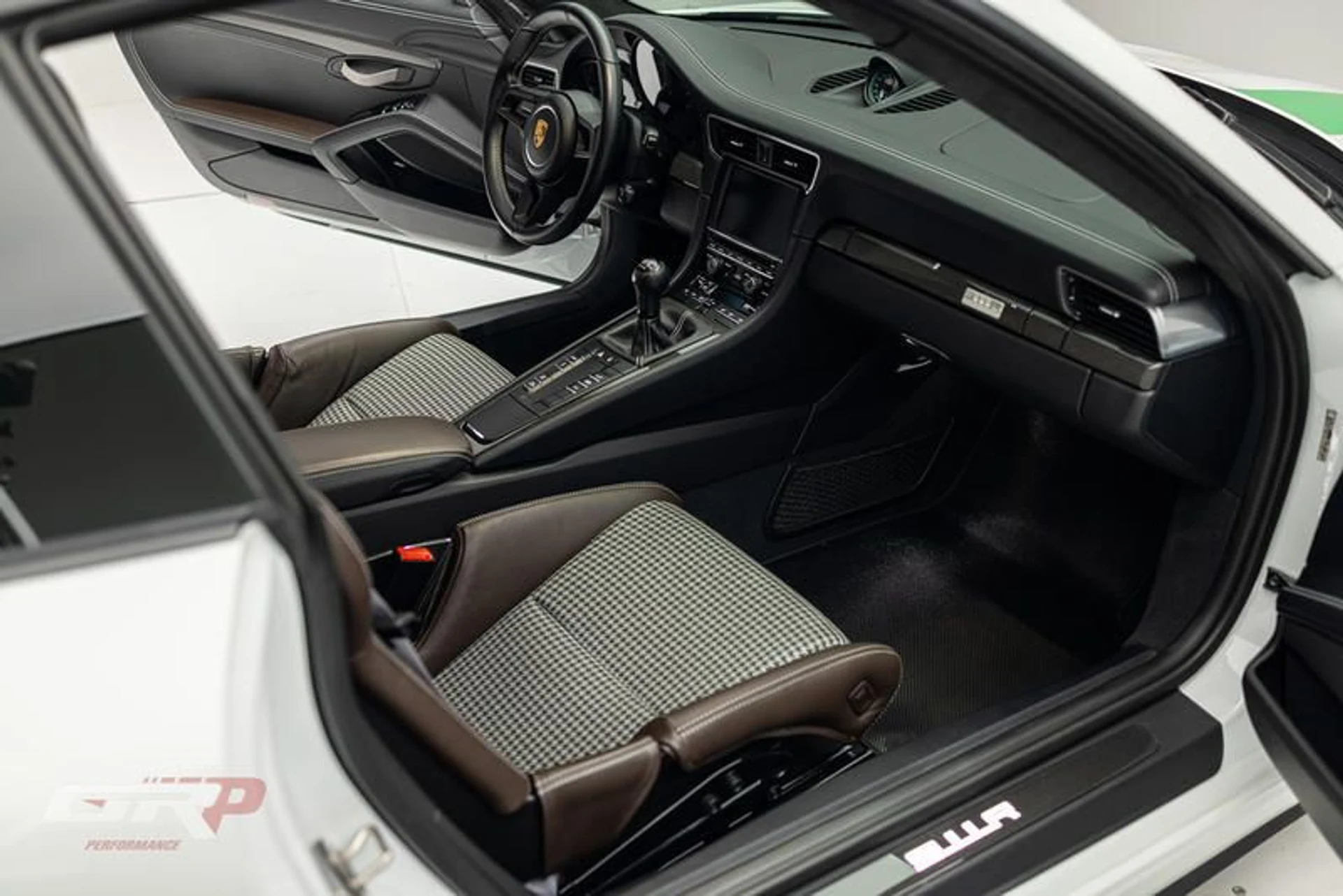 mph030_1616387749_F379_E864_3784_42_BD_86_B6_961650_C71698_c418957736