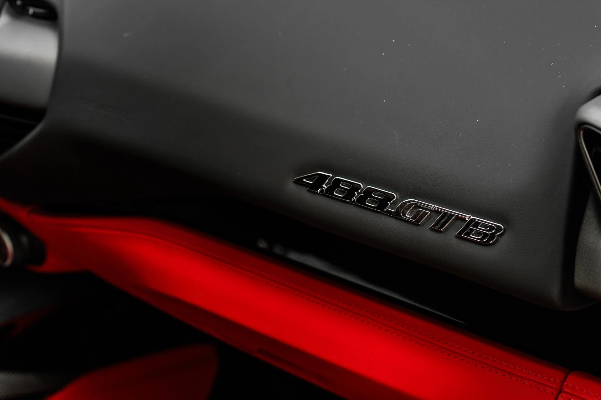 mph030_1617994949_Used_2018_Ferrari_488_GTB_1760465910_cc9de0ba68