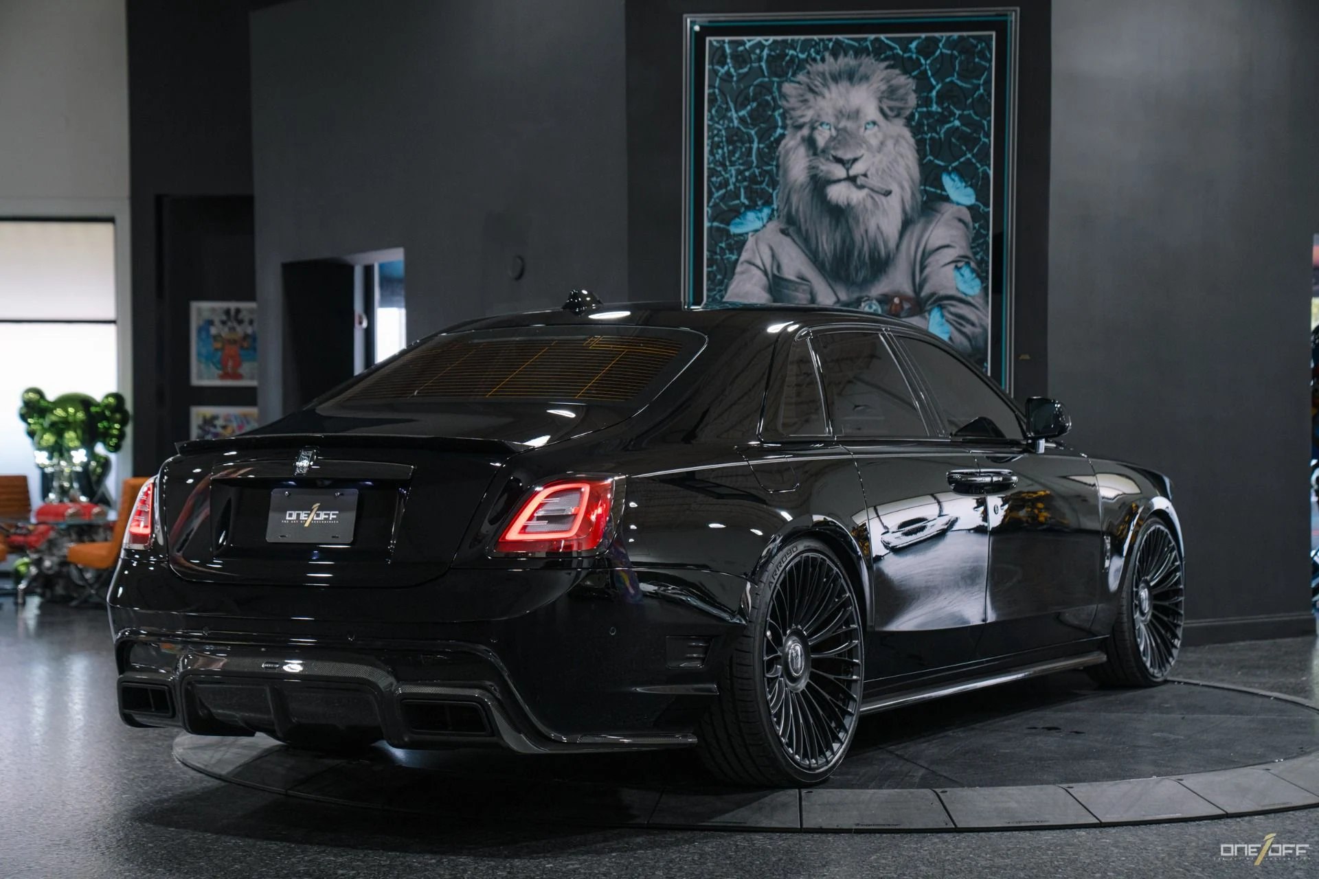 mph030_1631161232_Used_2022_Rolls_Royce_Black_Badge_Ghost_FULL_Urban_Design_Carbon_Kit_477_K_MSRP_Starlight_1759778193_3135c2cfac