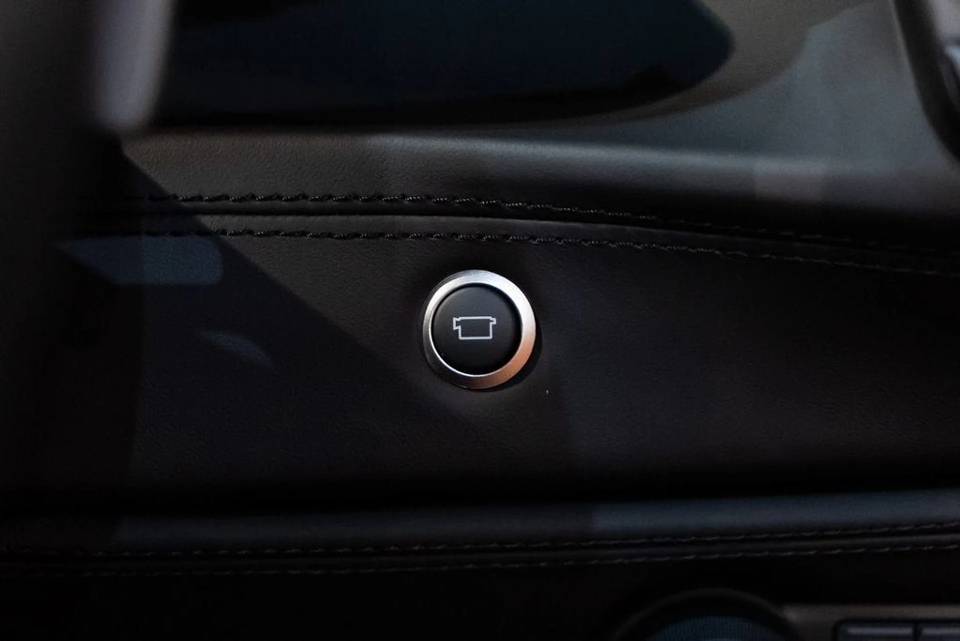 mph030_163917853_7a0920070da94e0705dd91e812eaf894_b3bce631c6