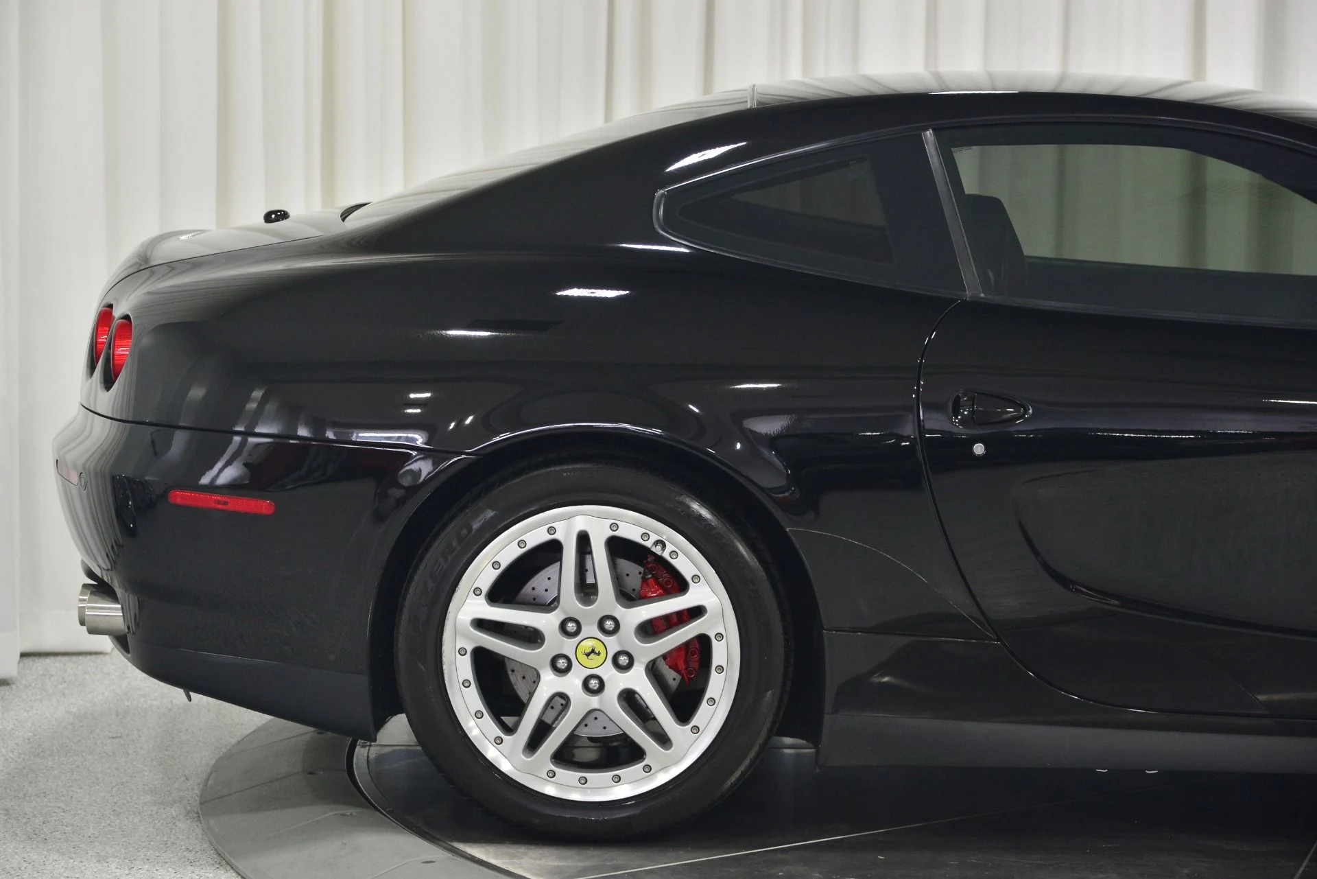 mph030_1644962921_Used_2007_Ferrari_612_Scaglietti_1754509375_efab75b15b