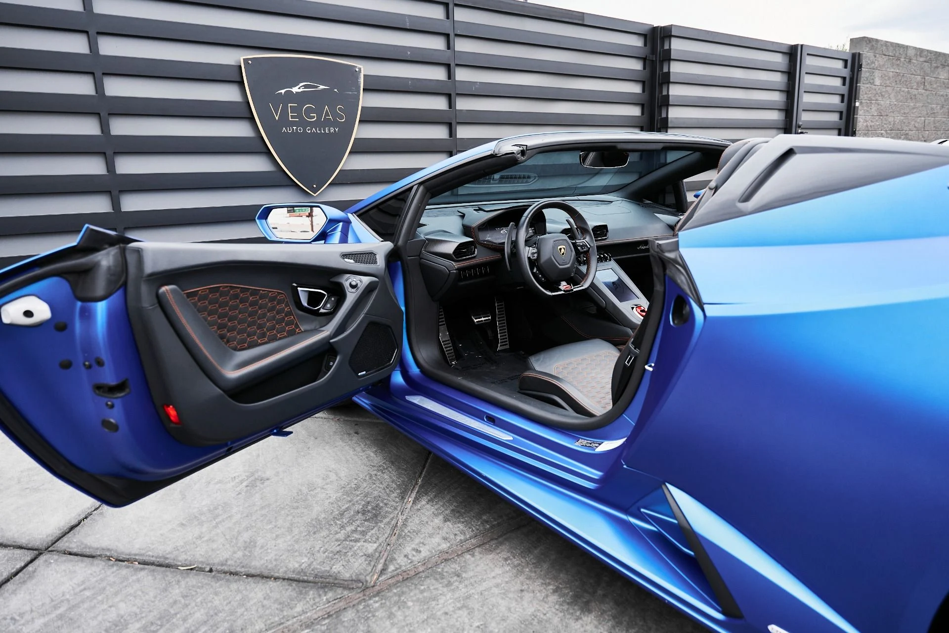 mph030_1660220509_Used_2023_Lamborghini_Huracan_EVO_Base_1775006657_75276714fe