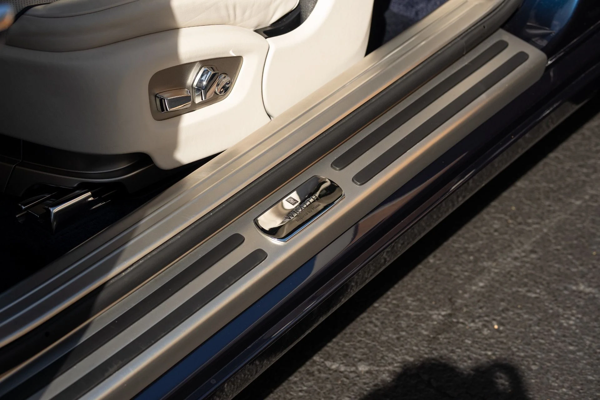 mph030_1672709263_Used_2016_Rolls_Royce_Wraith_1762887180_f31dffcb70