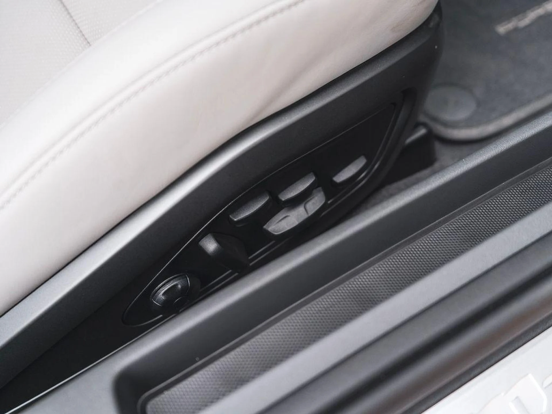 mph030_1674225324_kg5_Pz_I1_ep_L_Qdnmqq_Eh_Q91_Uhl_A_e267d76e41