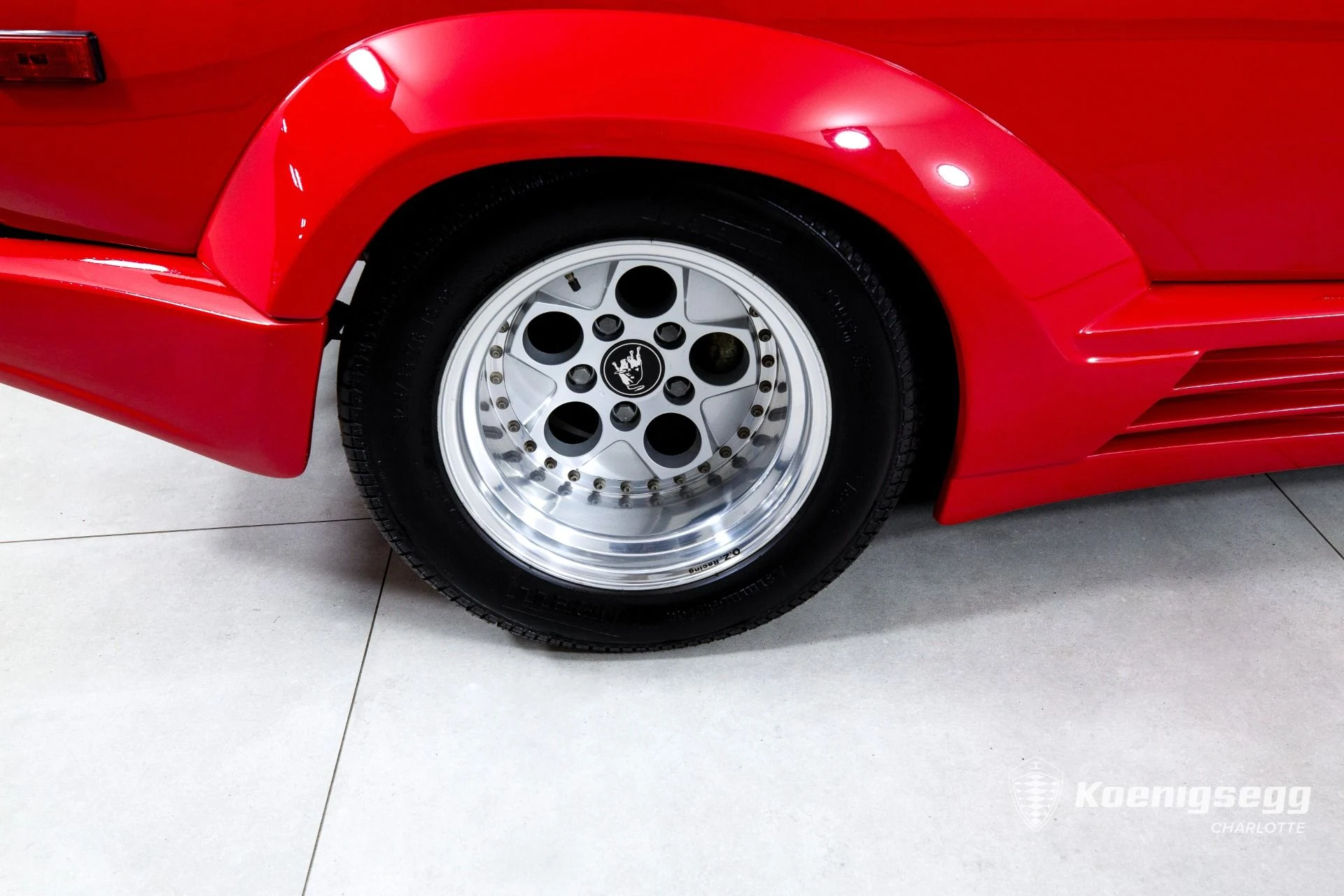 mph030_1674272585_Used_1989_Lamborghini_COUNTACH_25_TH_Anniversary_Edition_1774639915_7786de62aa