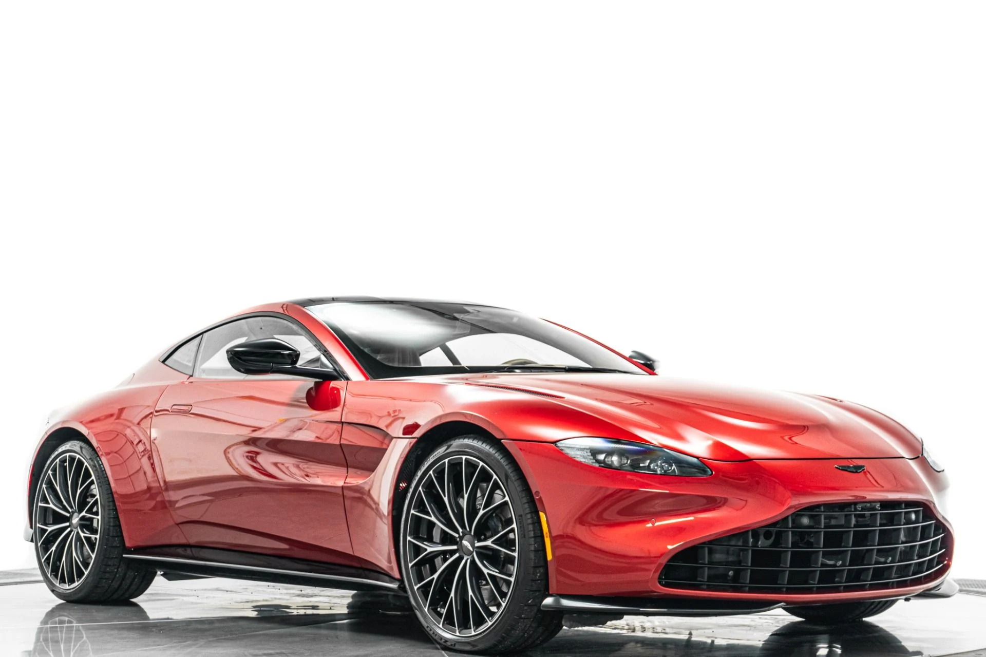mph030_1679137478_Used_2023_Aston_Martin_Vantage_V8_Diamond_Turned_Wheels_Black_Packs_Contrast_Stitching_1783518748_e2068bfa08
