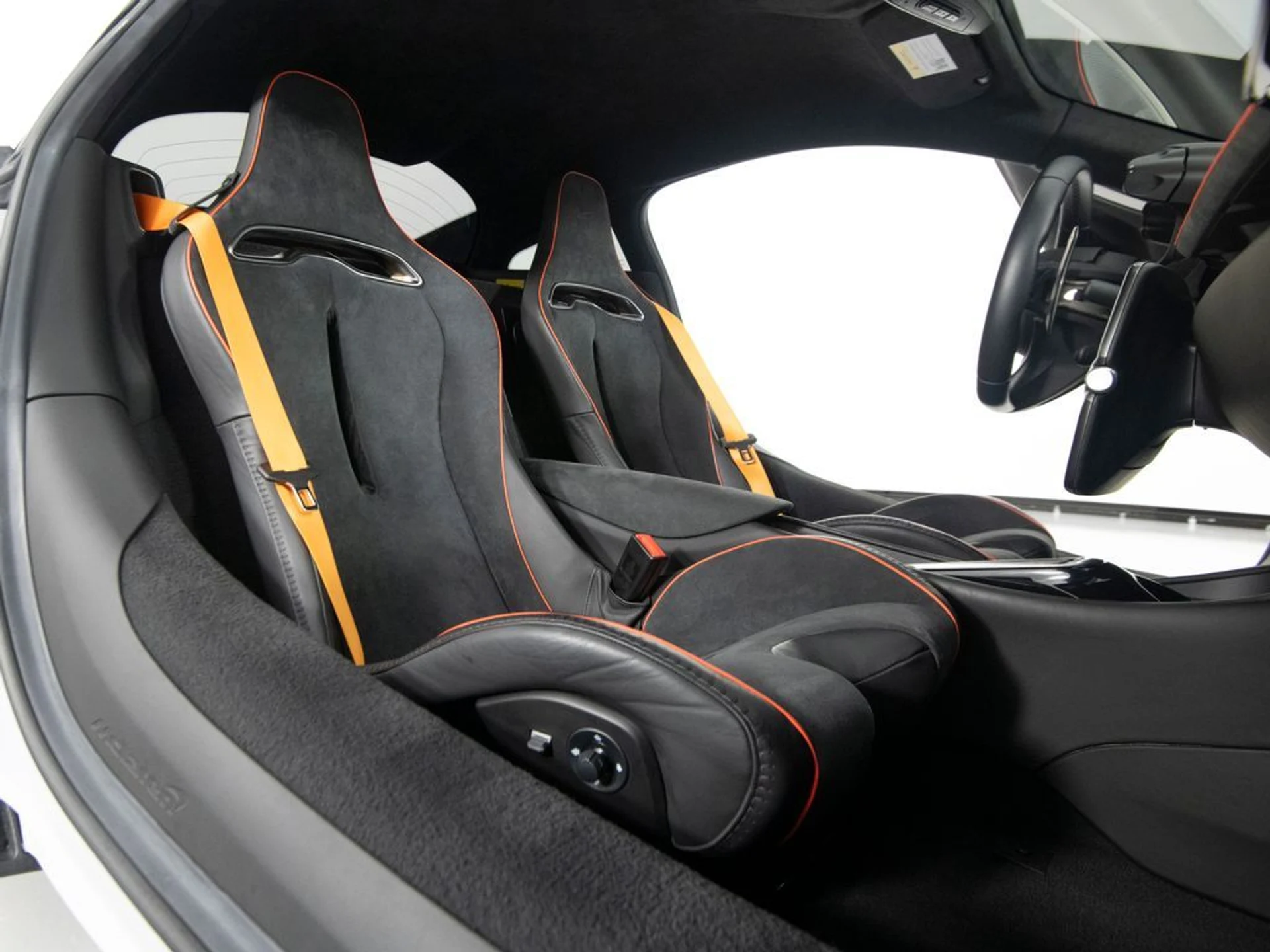 mph030_1681638921_5f9e2379d0f46f2096a789c9350b654ax_8f4a74d116