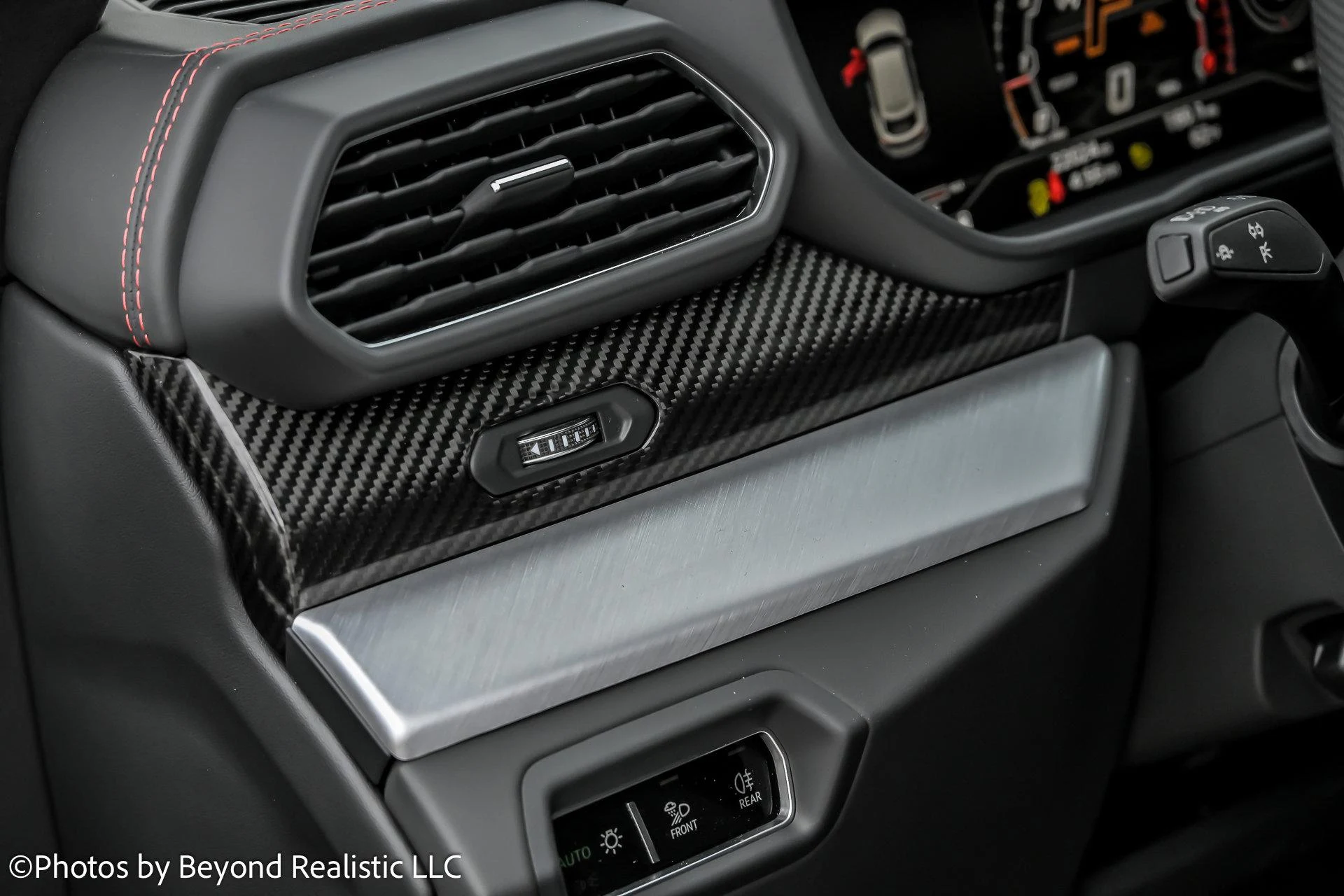 mph030_168251598_Used_2022_Lamborghini_Urus_1760342229_11506d2003