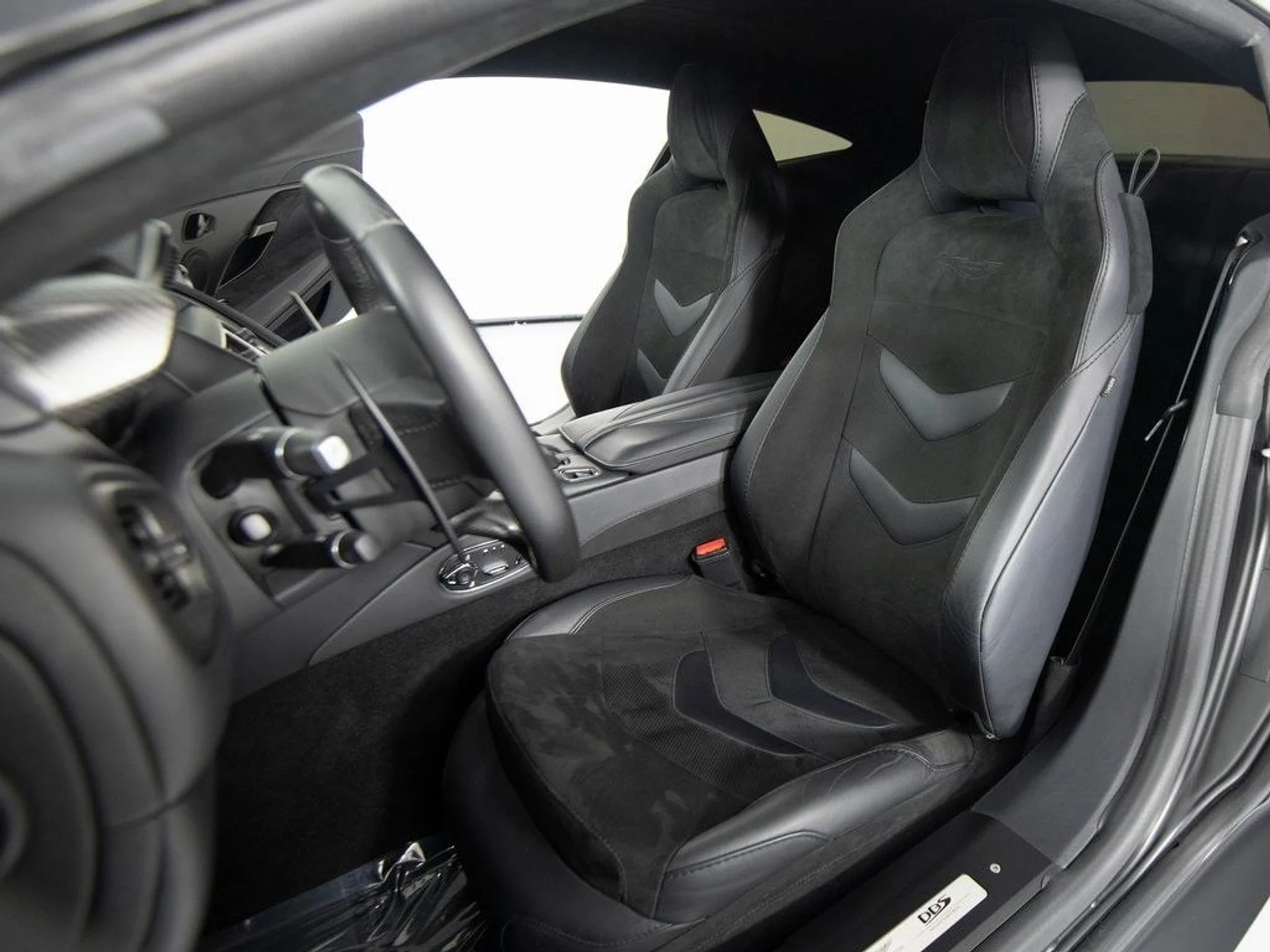 mph030_169590563_d65caec372f003a95901cf4498bfda38x_3883e409f3