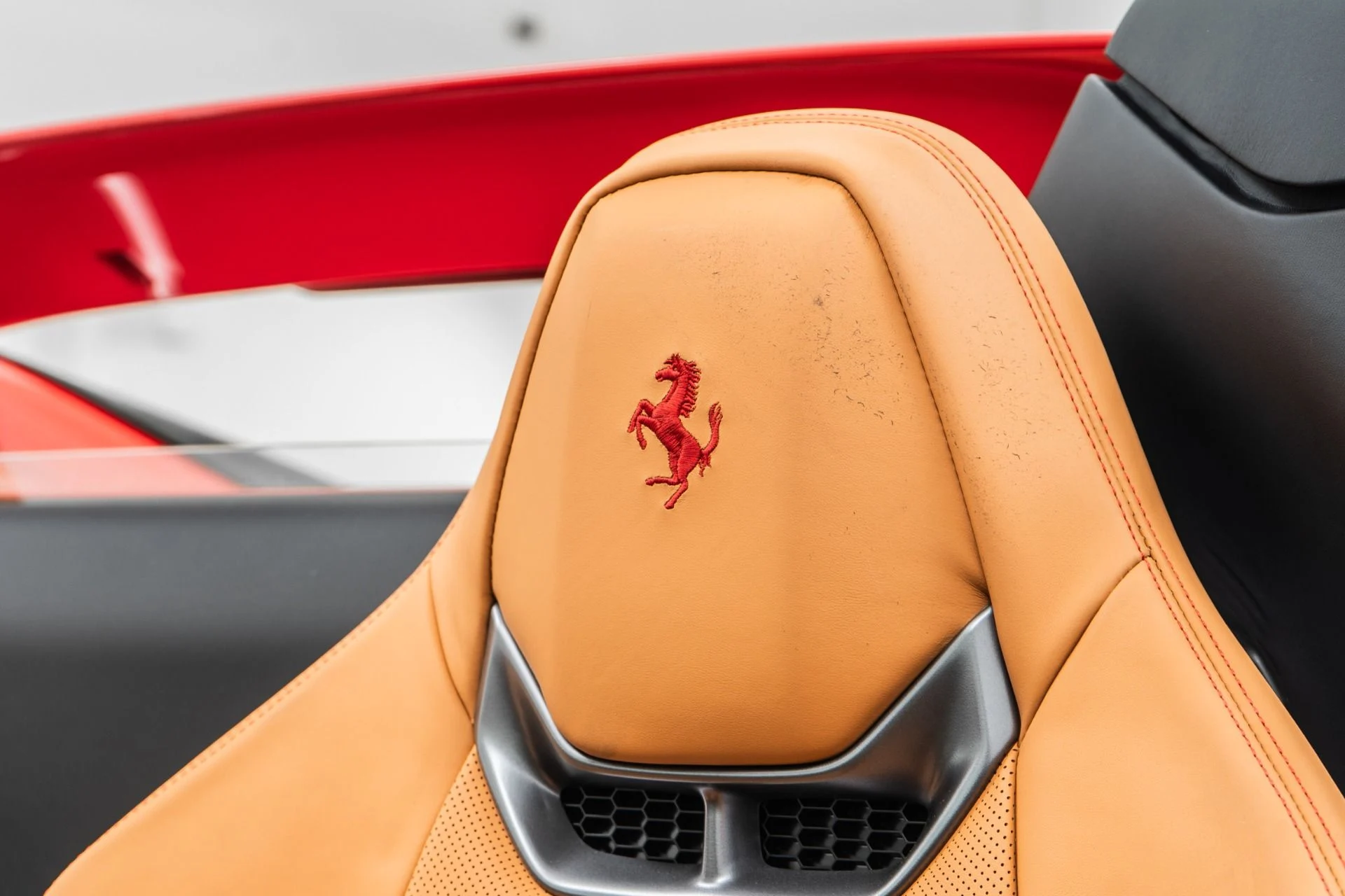mph030_1699288607_Used_2025_Ferrari_296_GTS_1752590210_f21ad8fa12
