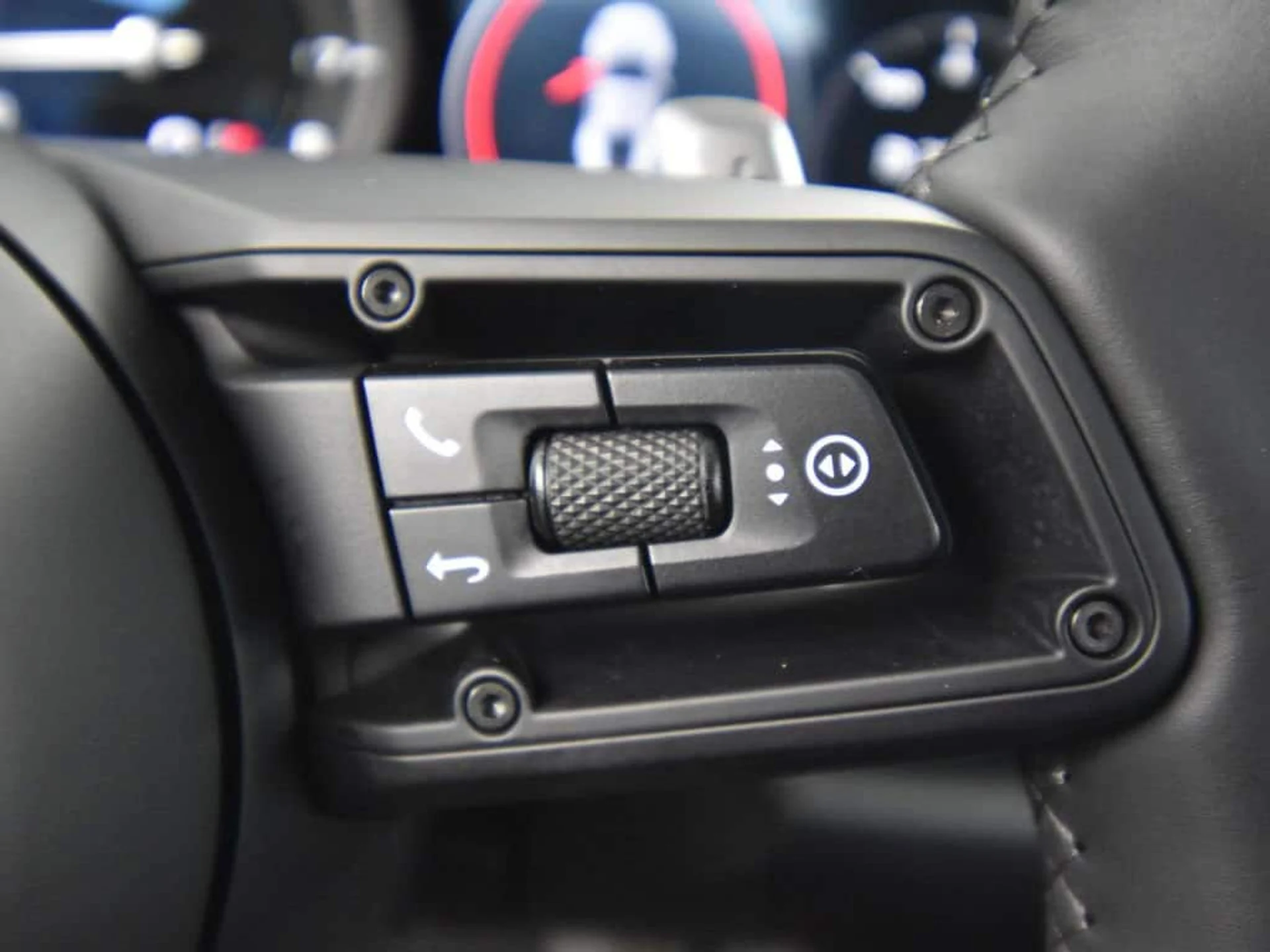 mph030_1702509209_fc6c96ac284849b59e1bc6d01873ff70x_82f5a801fc