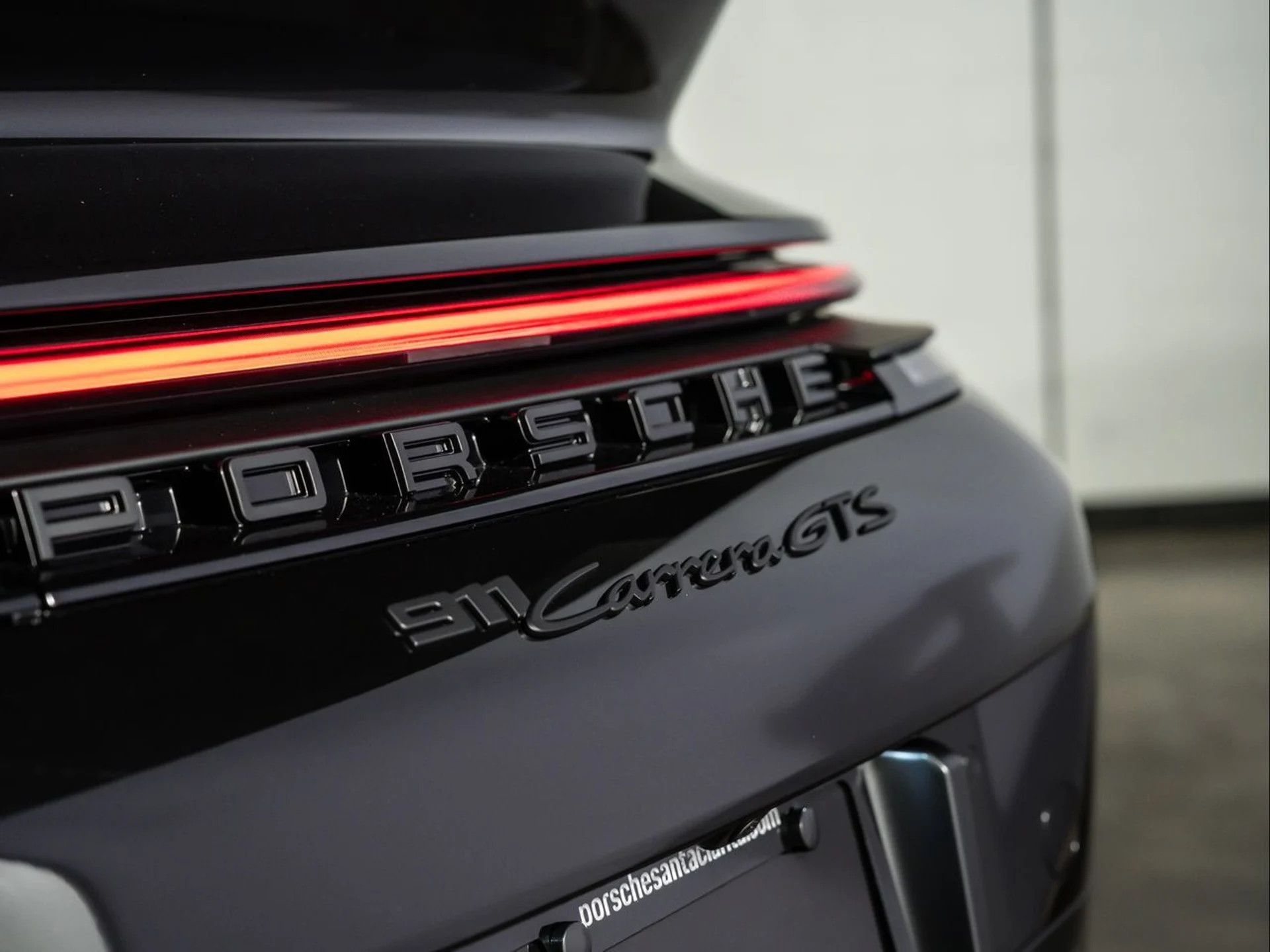 mph030_1702560370_5f0bdc1648dd17026bc74baf3921ffc4_e3e2f10032