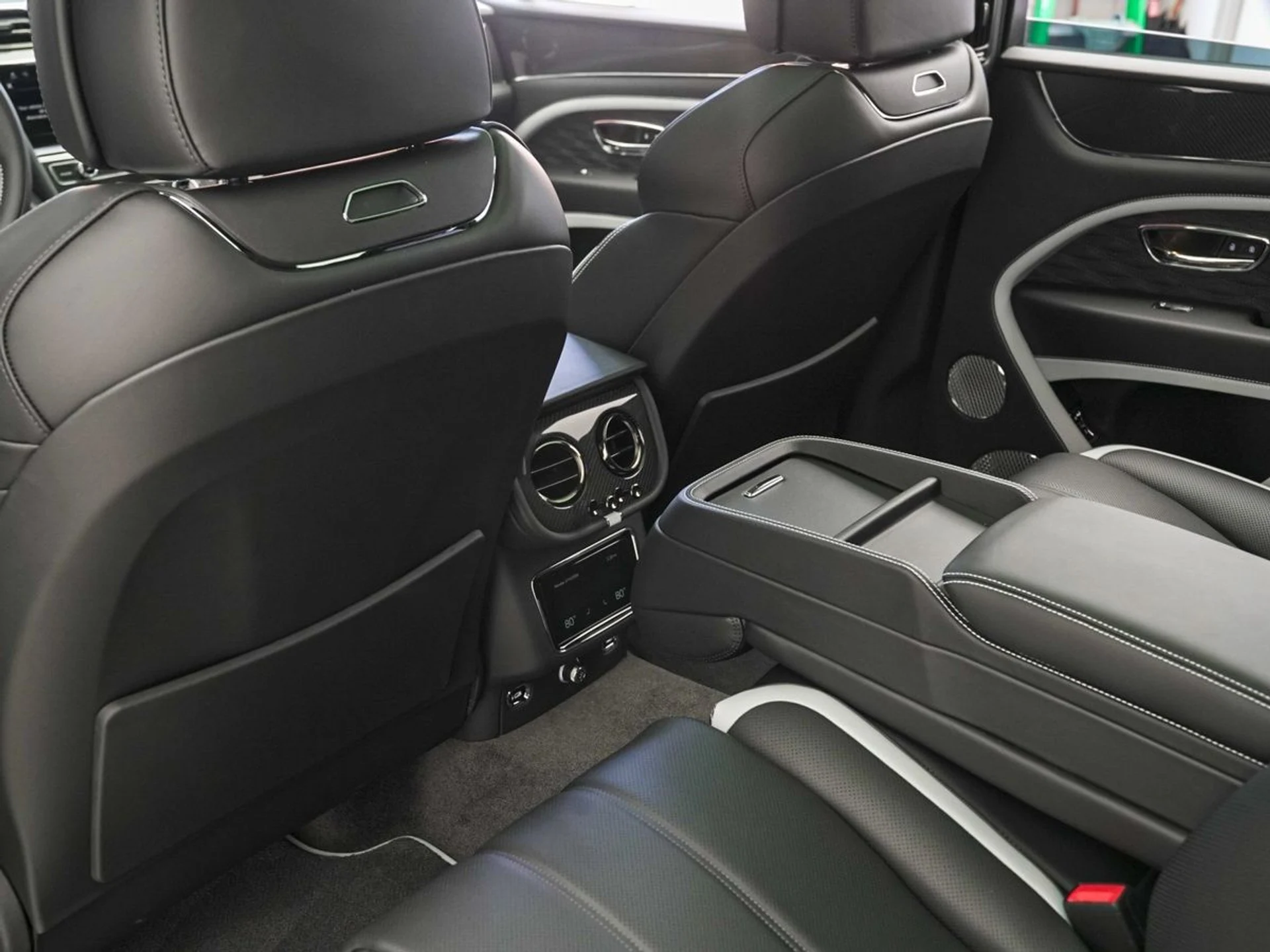 mph030_1708831486_qt2d157g7tca8ss03erq6sos4pld_05f564461d