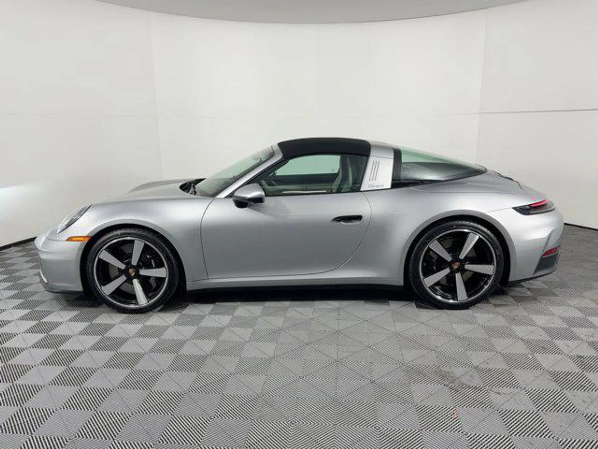 mph030_1709453005_TXVW_5qp9zv_E52_ANB_Esz_TSP_Hy_Qs_Y_e1517a6667