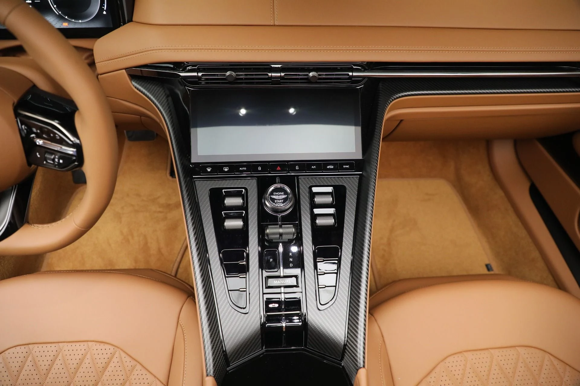 mph030_1731061814_New_2025_Aston_Martin_DB_12_Volante_b77737fd8f