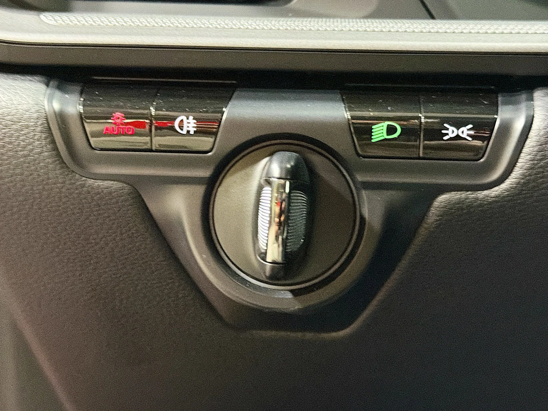 mph030_1736557800_b299accda264393b24aee567932d2b72_a1e783de35